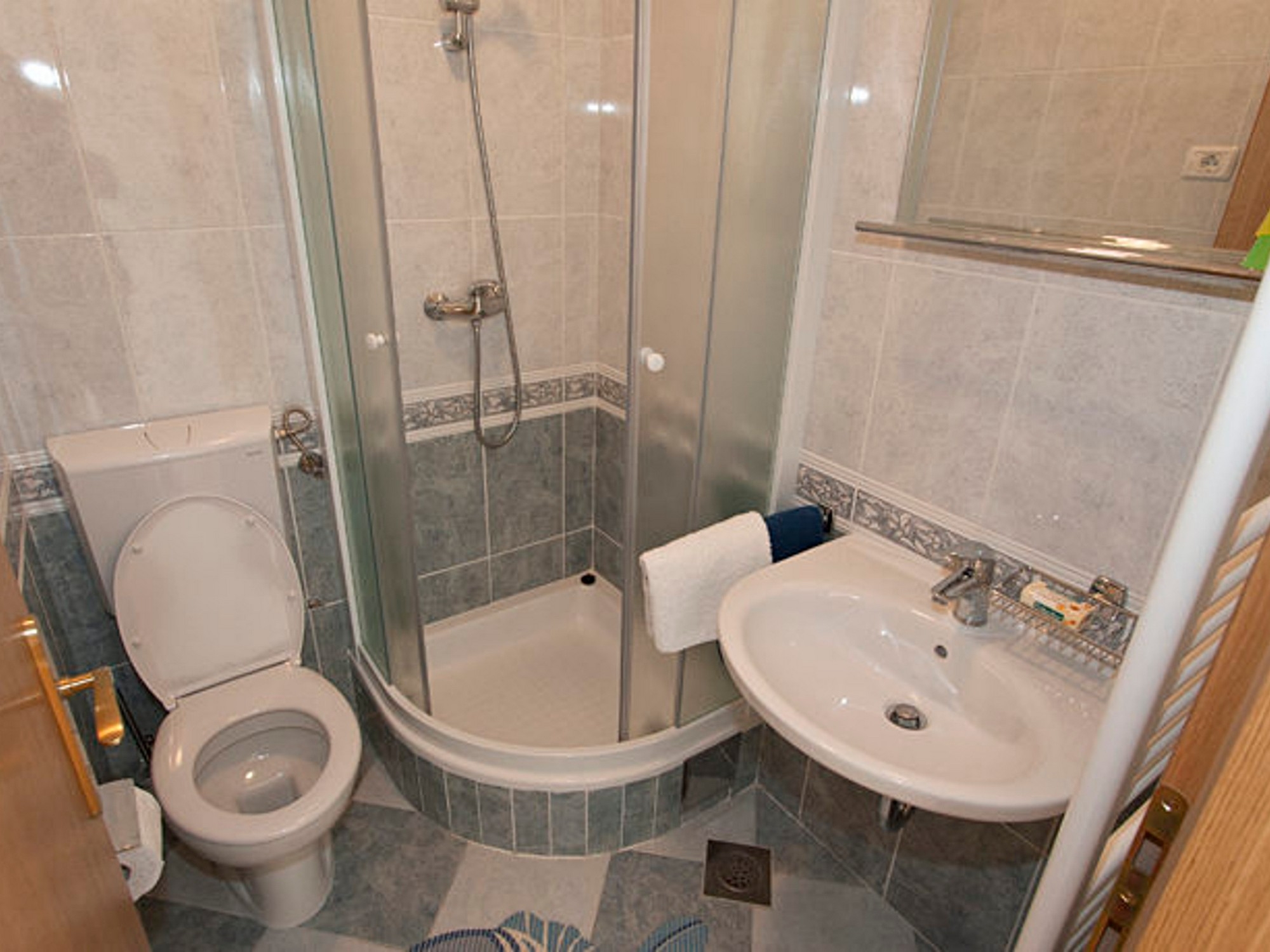 Two bedroom apartment with terrace and sea view Igrane, Makarska  A-a
