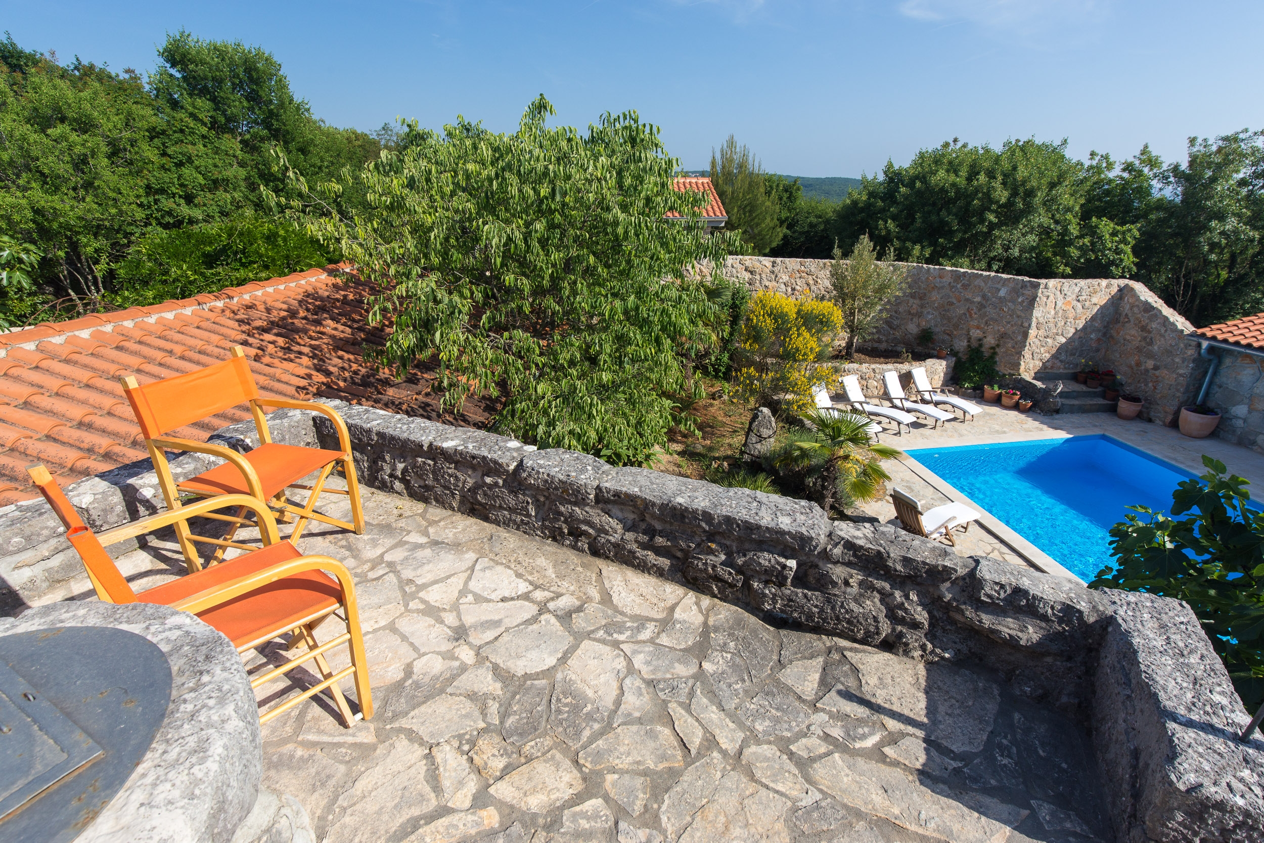 Three bedroom house with terrace and sea view Bajčići, Krk  K