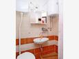 Rogoznica, Bathroom in the apartment, (pet friendly) and WiFi.