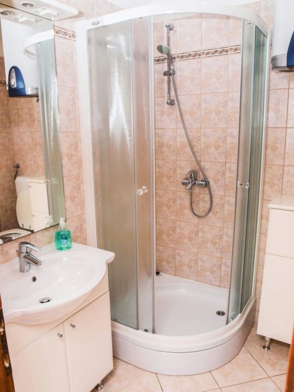Two bedroom apartment with terrace and sea view Postira, Brač  A-a