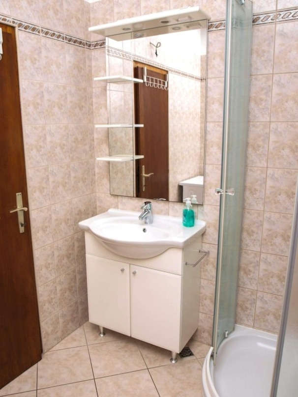 Two bedroom apartment with terrace and sea view Postira, Brač  A-a