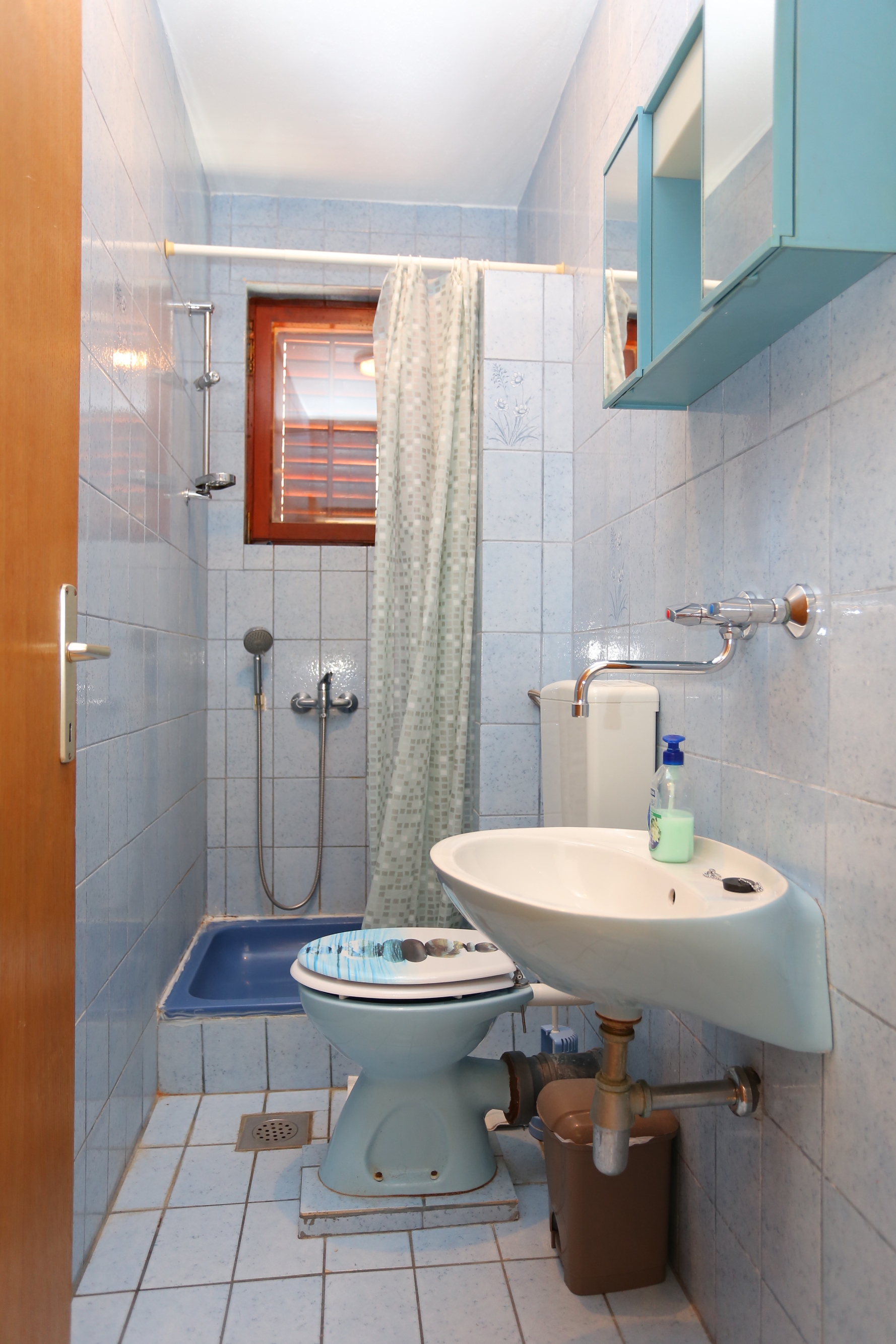 Three bedroom apartment with balcony and sea view Arbanija, Čiovo  A-a