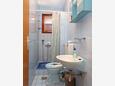 Ванная комната 2 Arbanija, Ванная комната 2 в размещении типа apartment, WiFi.