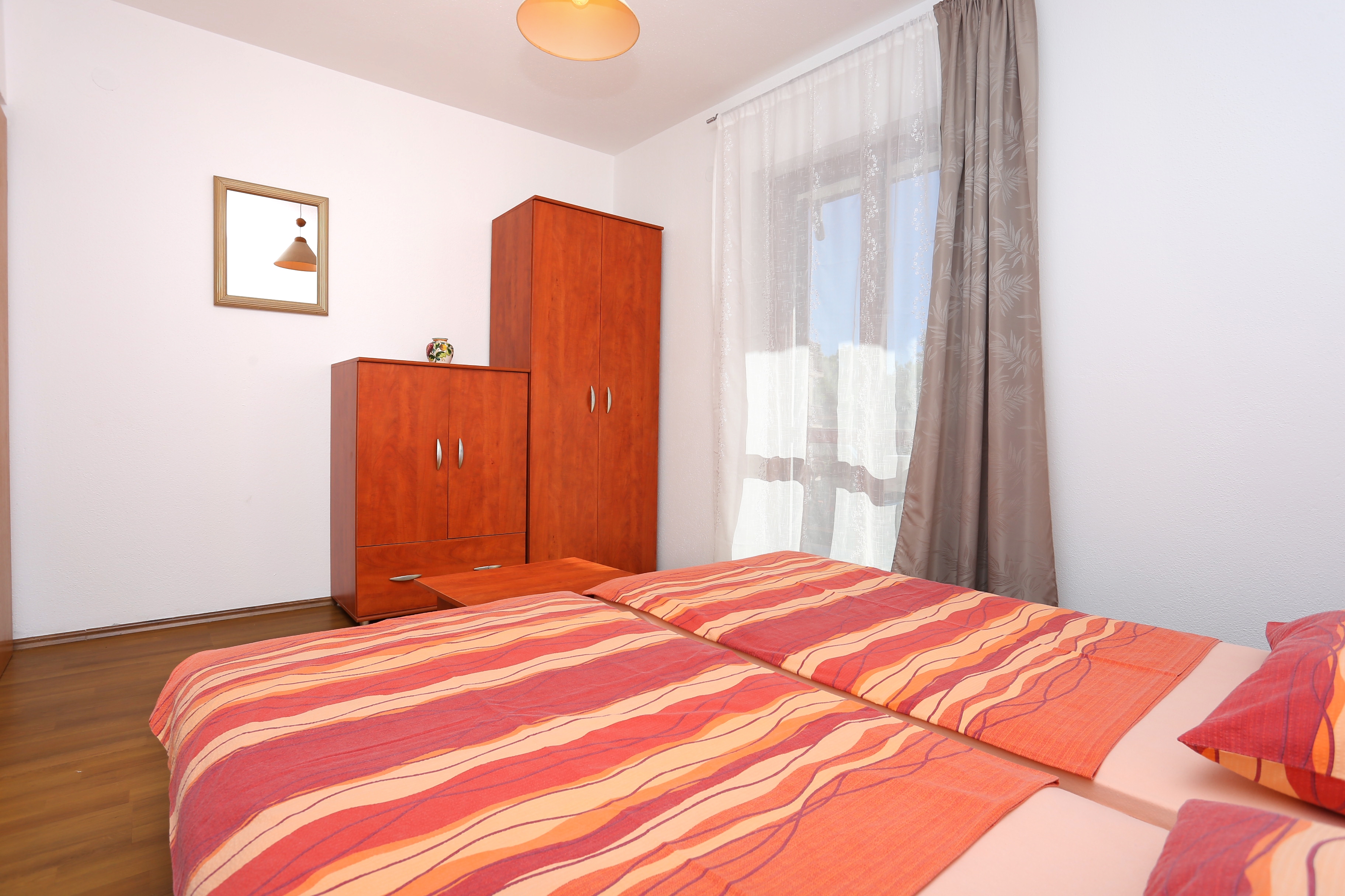 Three bedroom apartment with balcony and sea view Arbanija, Čiovo  A-a