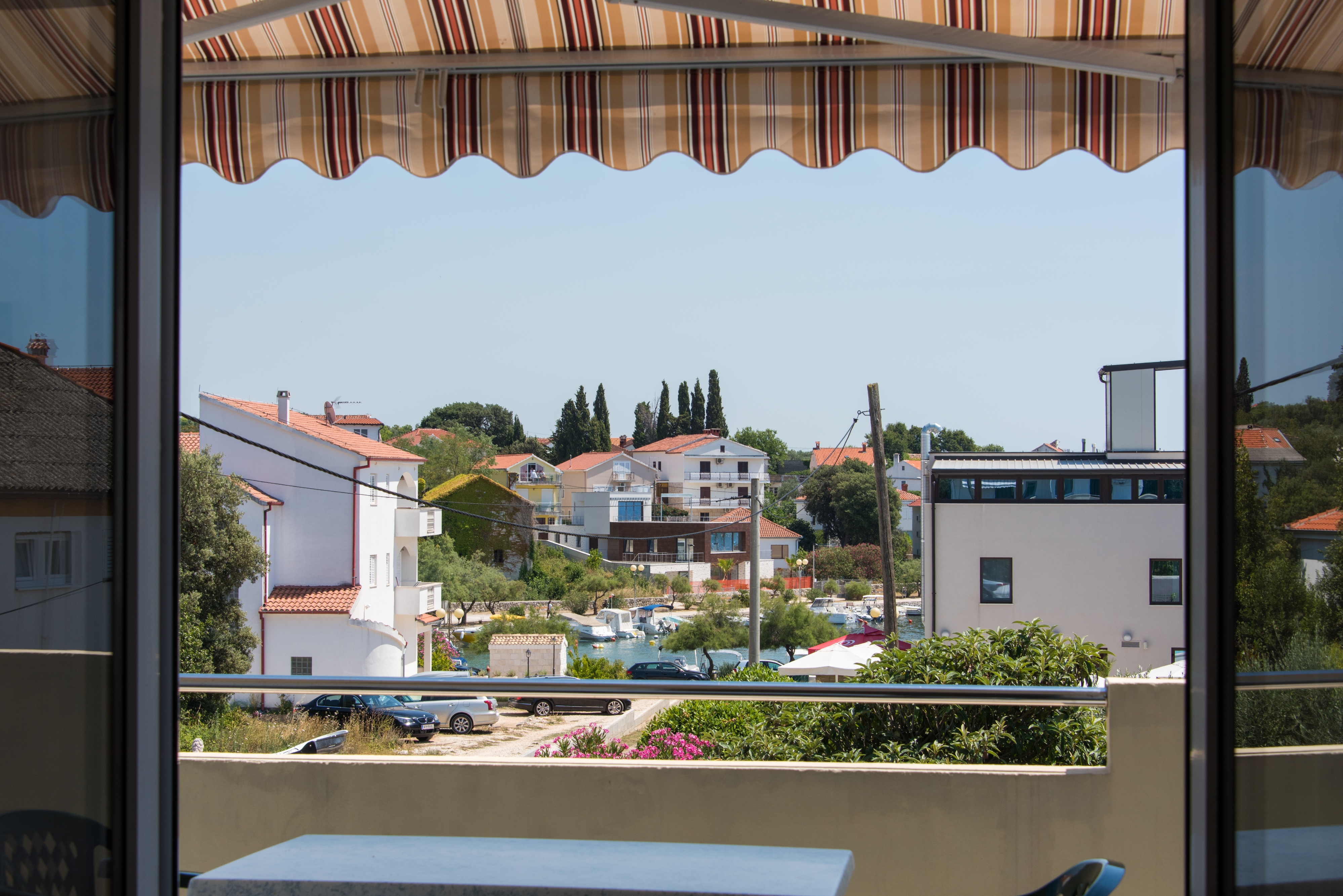 Two bedroom apartment with balcony and sea view Petrčane, Zadar  A-a