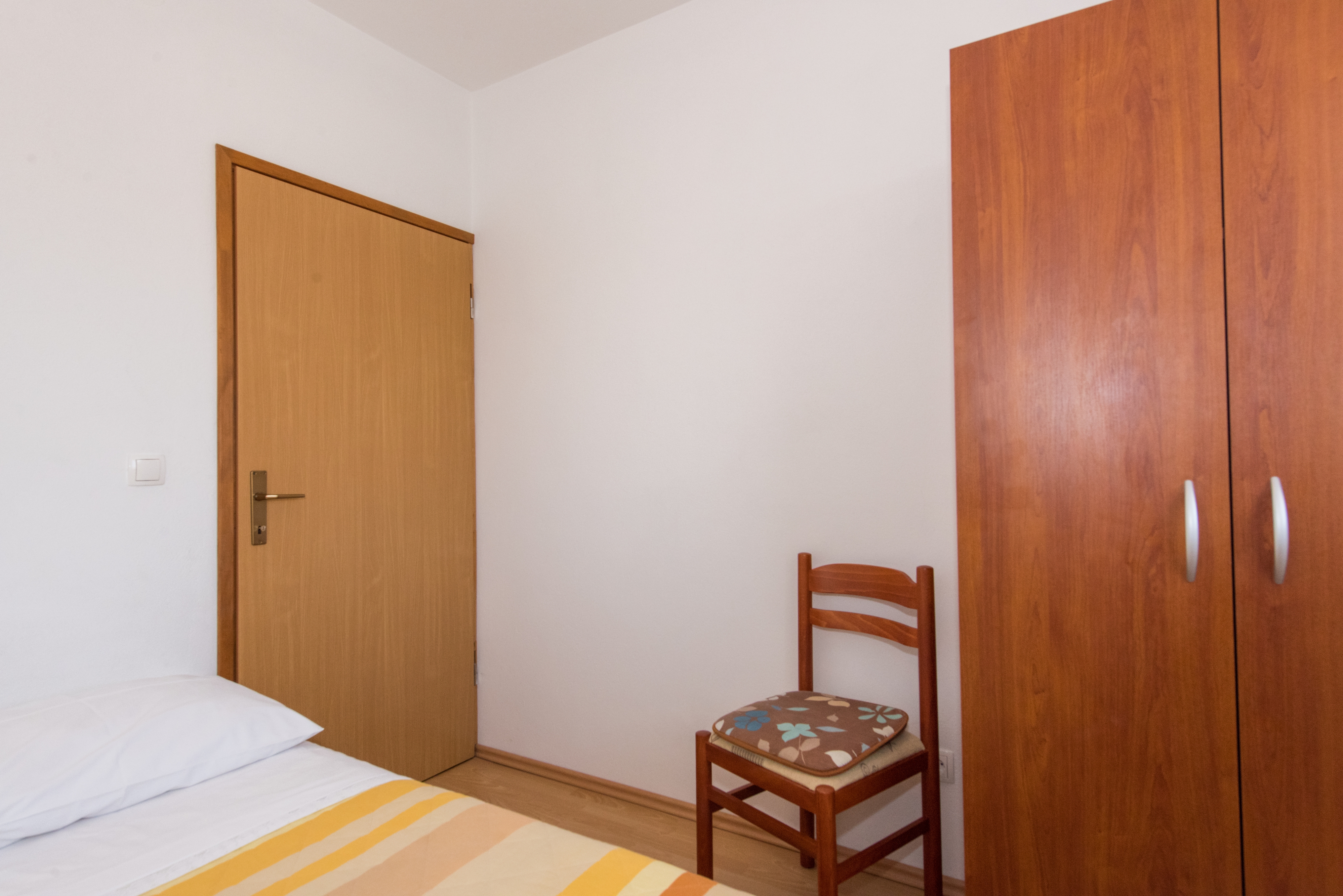 Two bedroom apartment with balcony and sea view Petrčane, Zadar  A-a