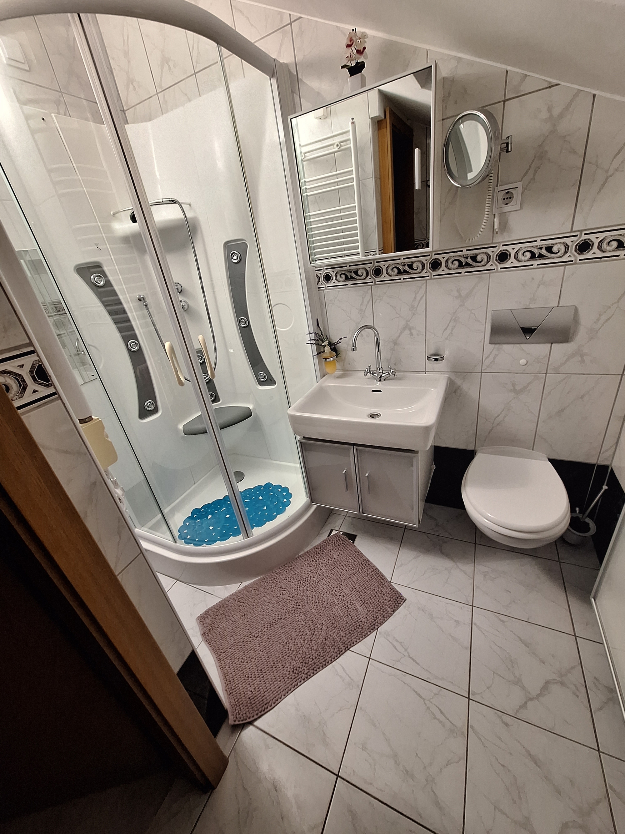 Four bedroom house with terrace Škrip, Brač  K