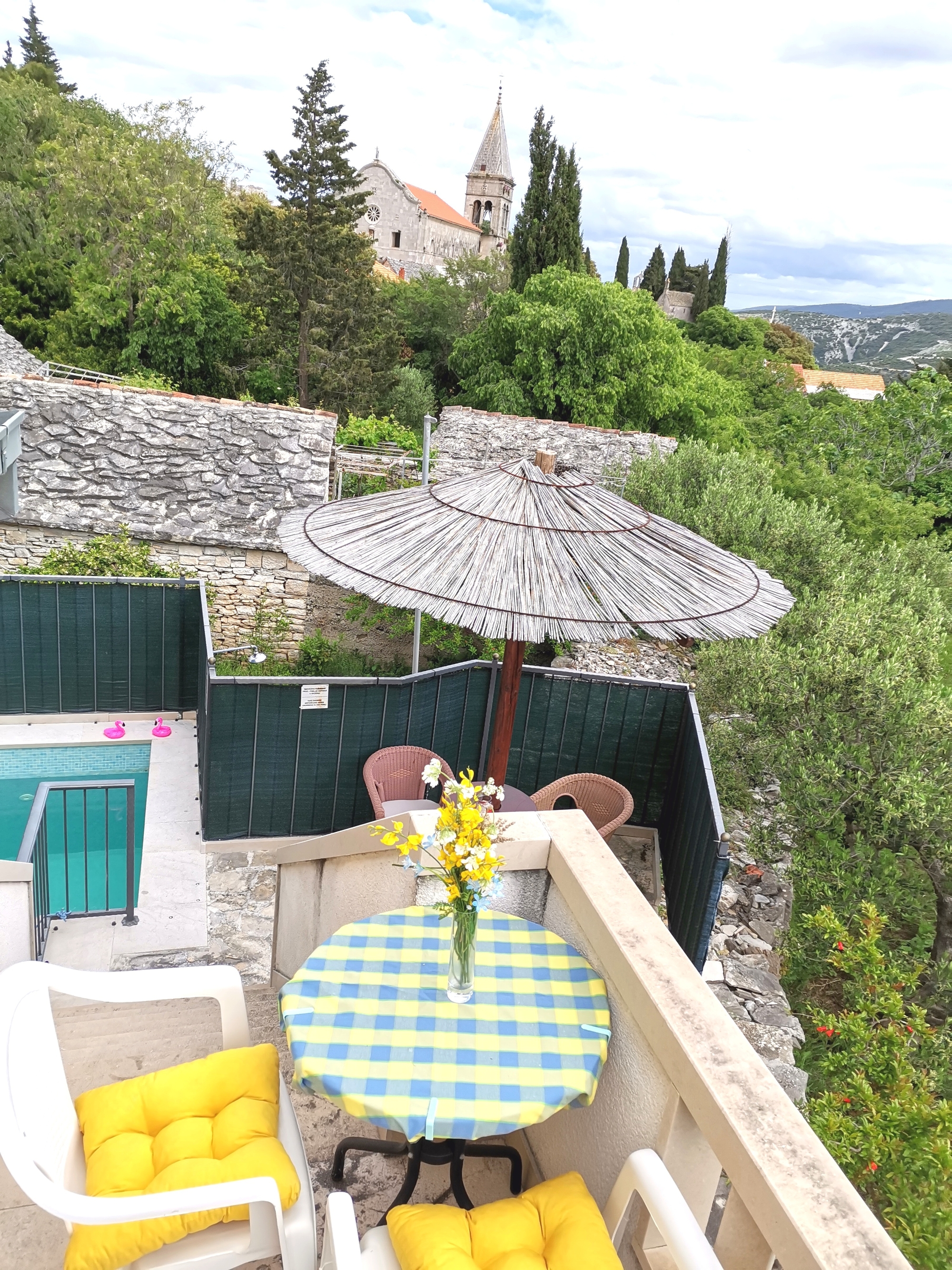Four bedroom house with terrace Škrip, Brač  K