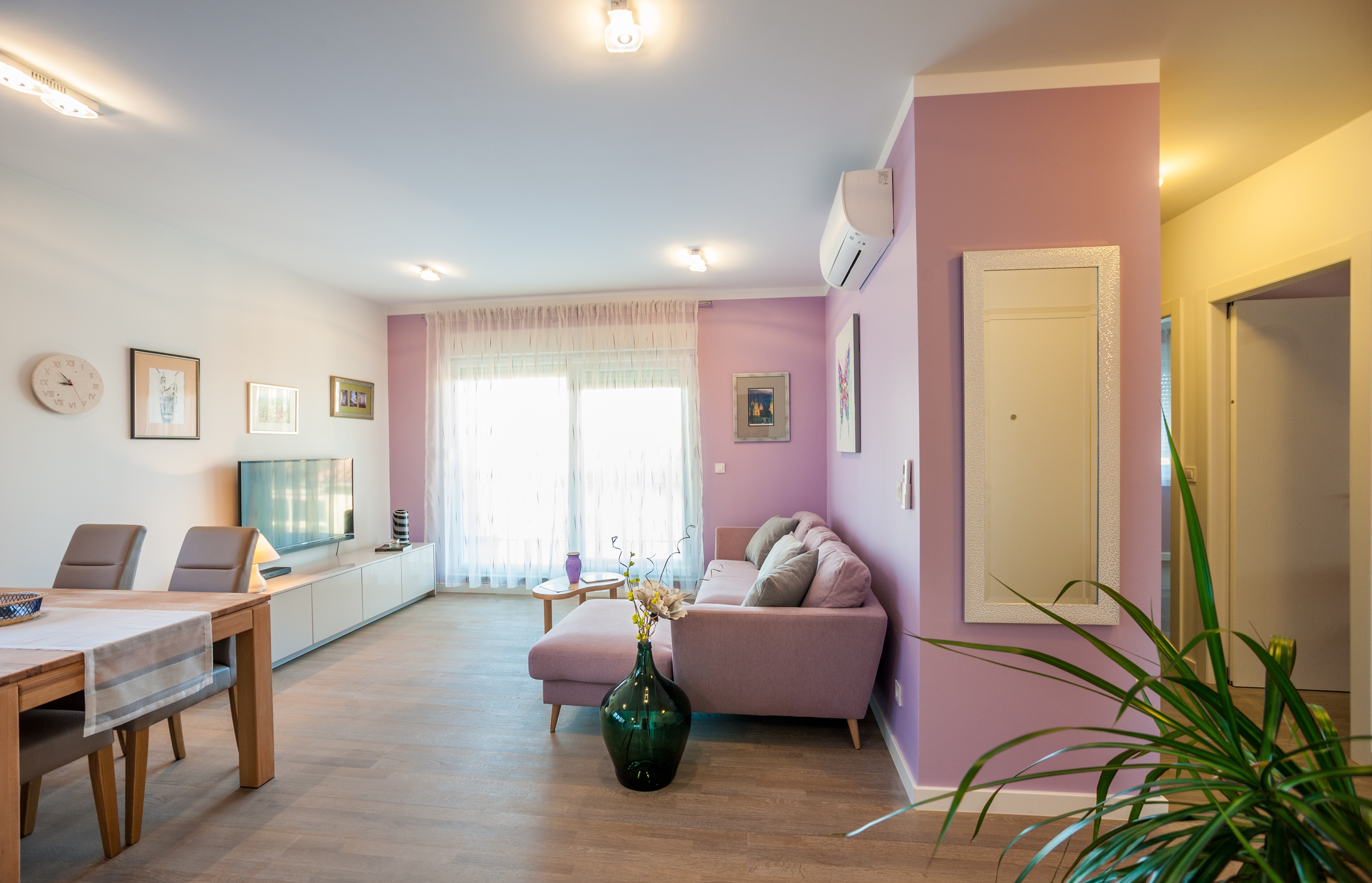 Two bedroom apartment with balcony Zadar (A-17355-a)