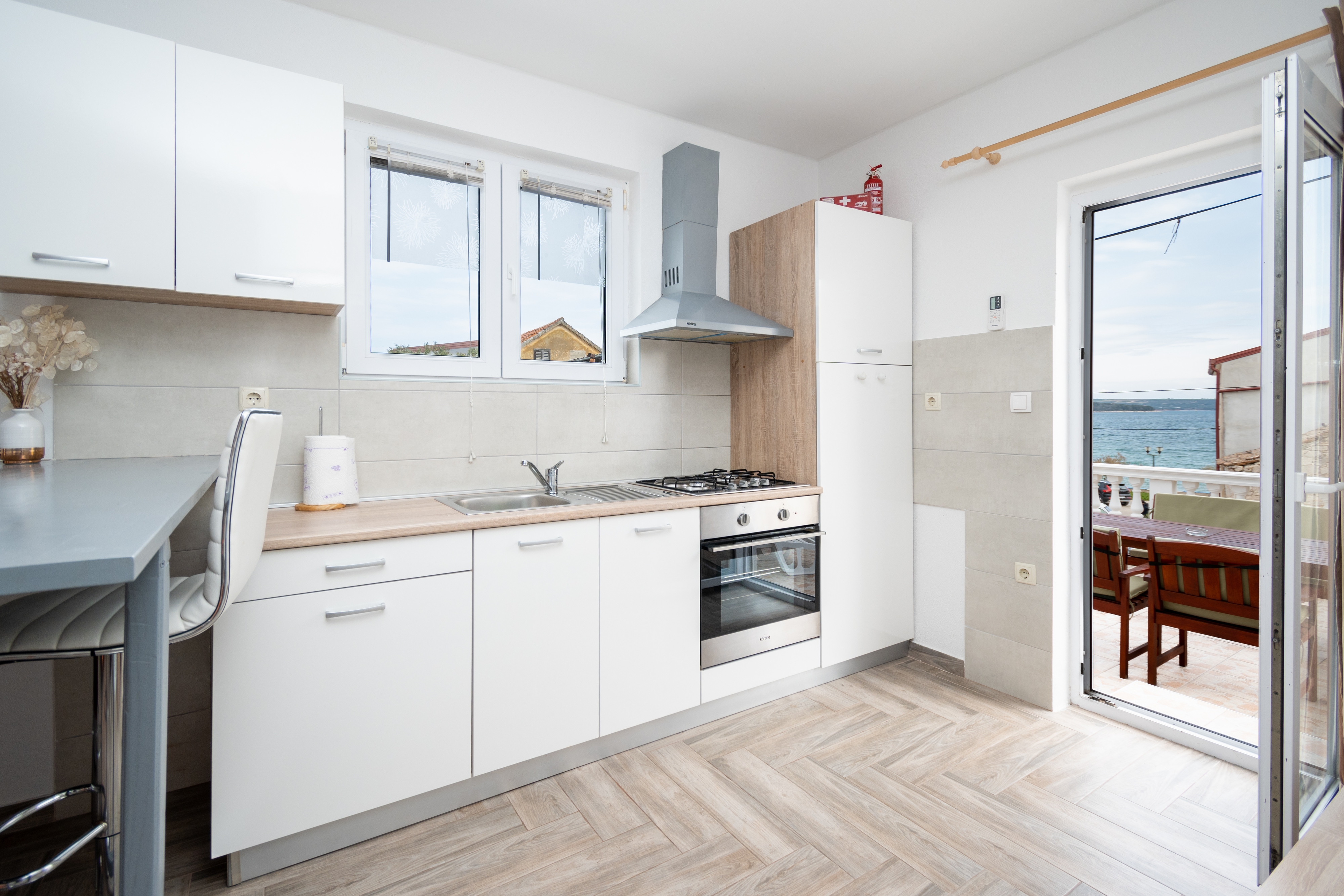 Studio flat with terrace and sea view Tkon, Pašman (AS-17360-a) Studio flat with terrace and sea view Tkon, Pašman (AS-17360-a)