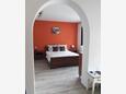Спальня 1 Slunj, Спальня 1 в размещении типа studio-apartment, WiFi.