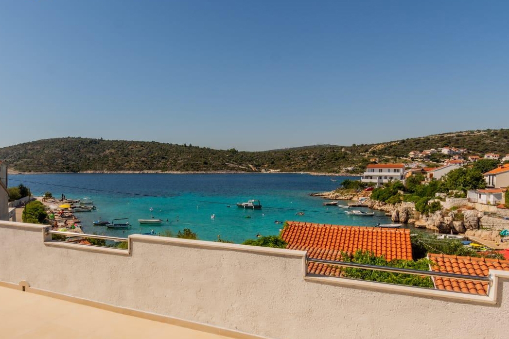 Two bedroom apartment near beach Kanica, Rogoznica  A-a