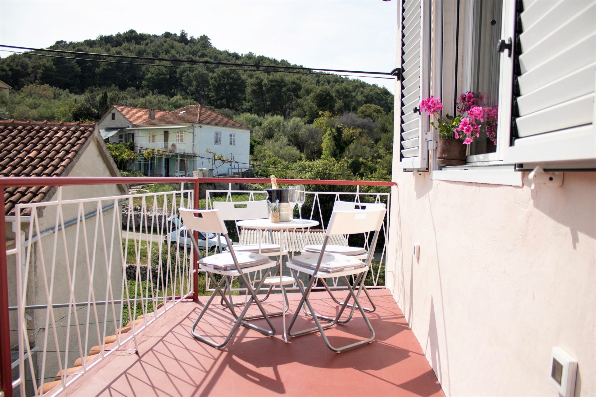 One bedroom apartment with terrace Lukoran, Ugljan  A-a