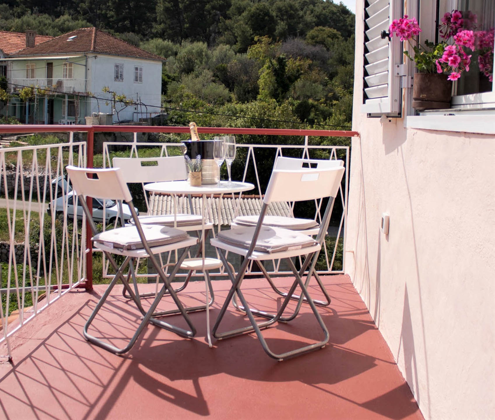 One bedroom apartment with terrace Lukoran, Ugljan  A-a
