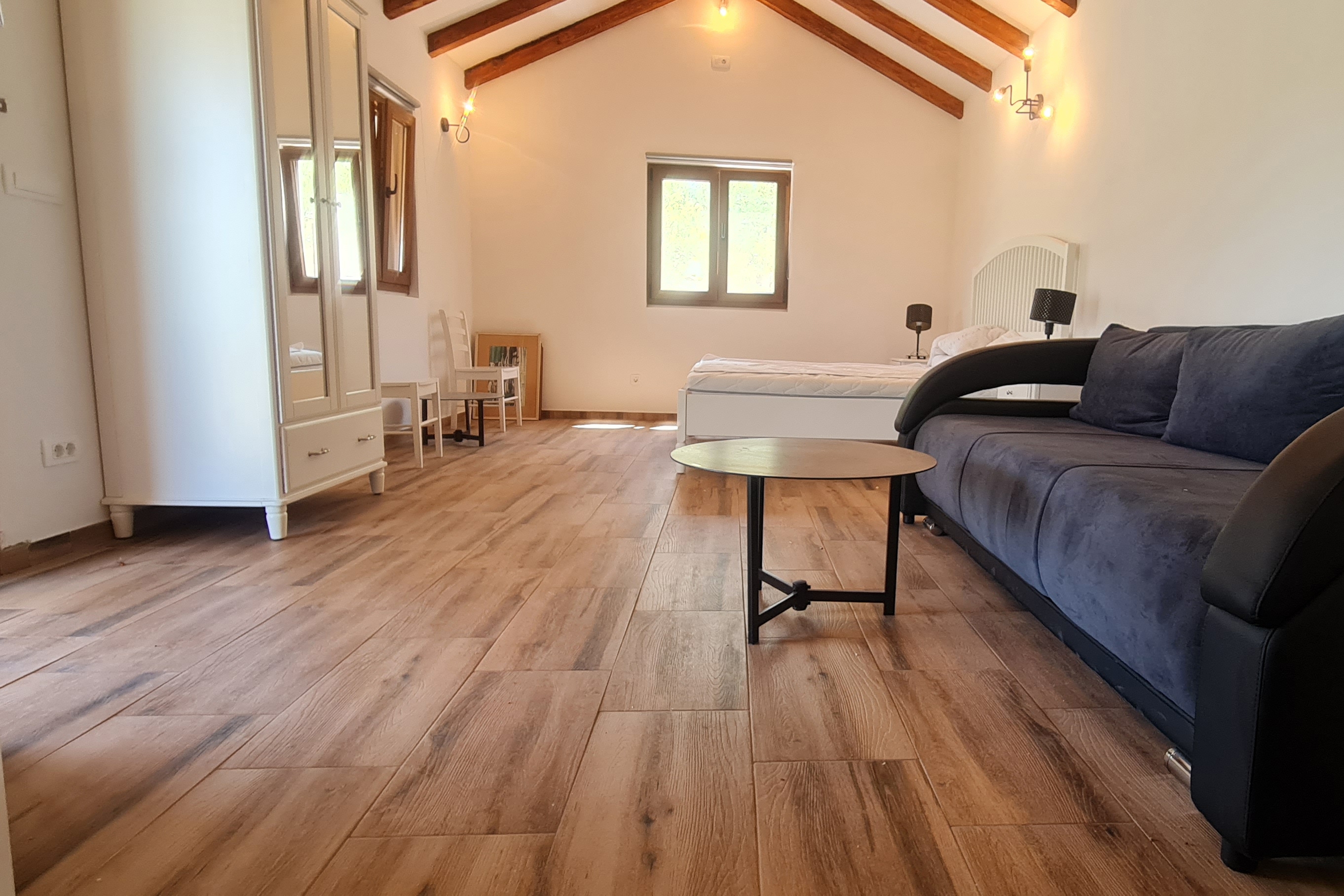 Three bedroom house with terrace Pitve, Hvar  K