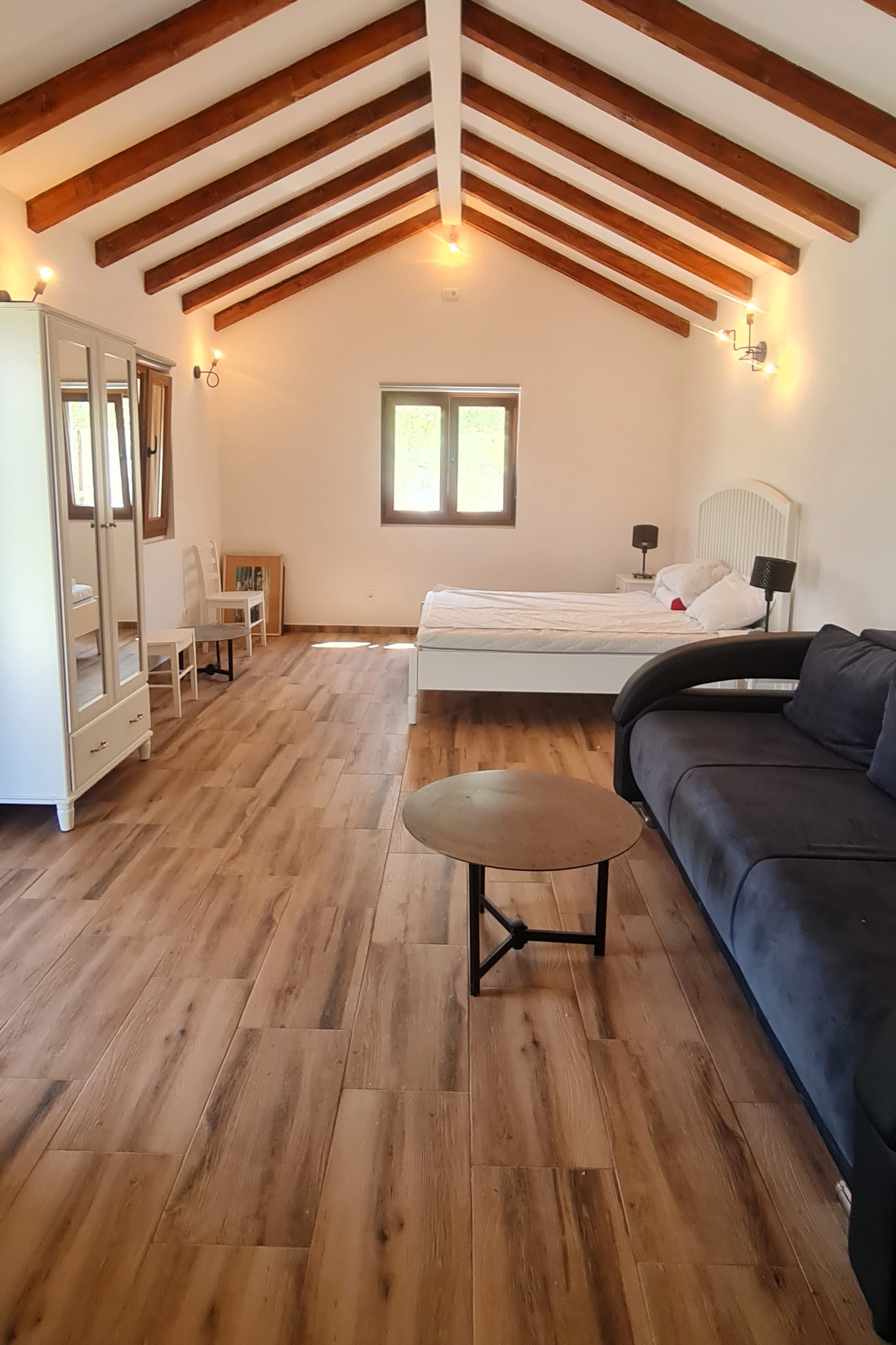 Three bedroom house with terrace Pitve, Hvar  K