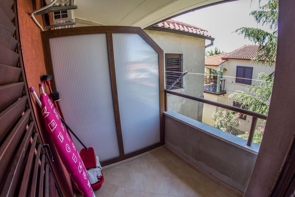 Two bedroom apartment with terrace and sea view Banjole, Pula  A-a