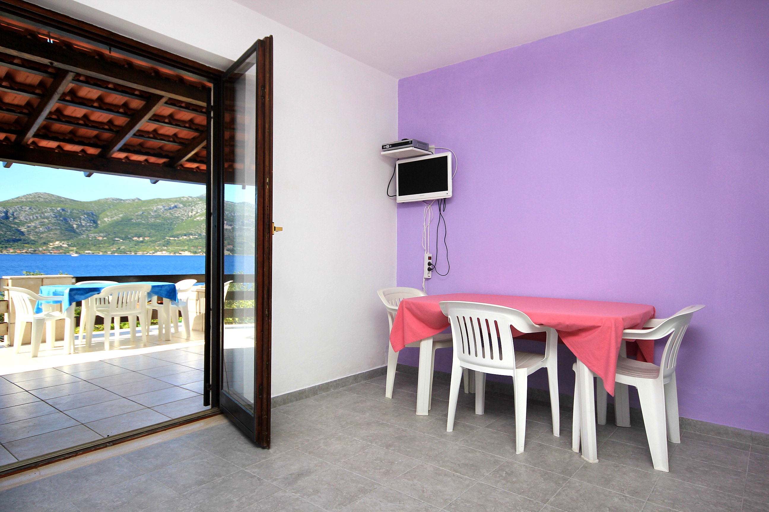 One bedroom apartment near beach Tri Žala (Korčula) (A-174-a)