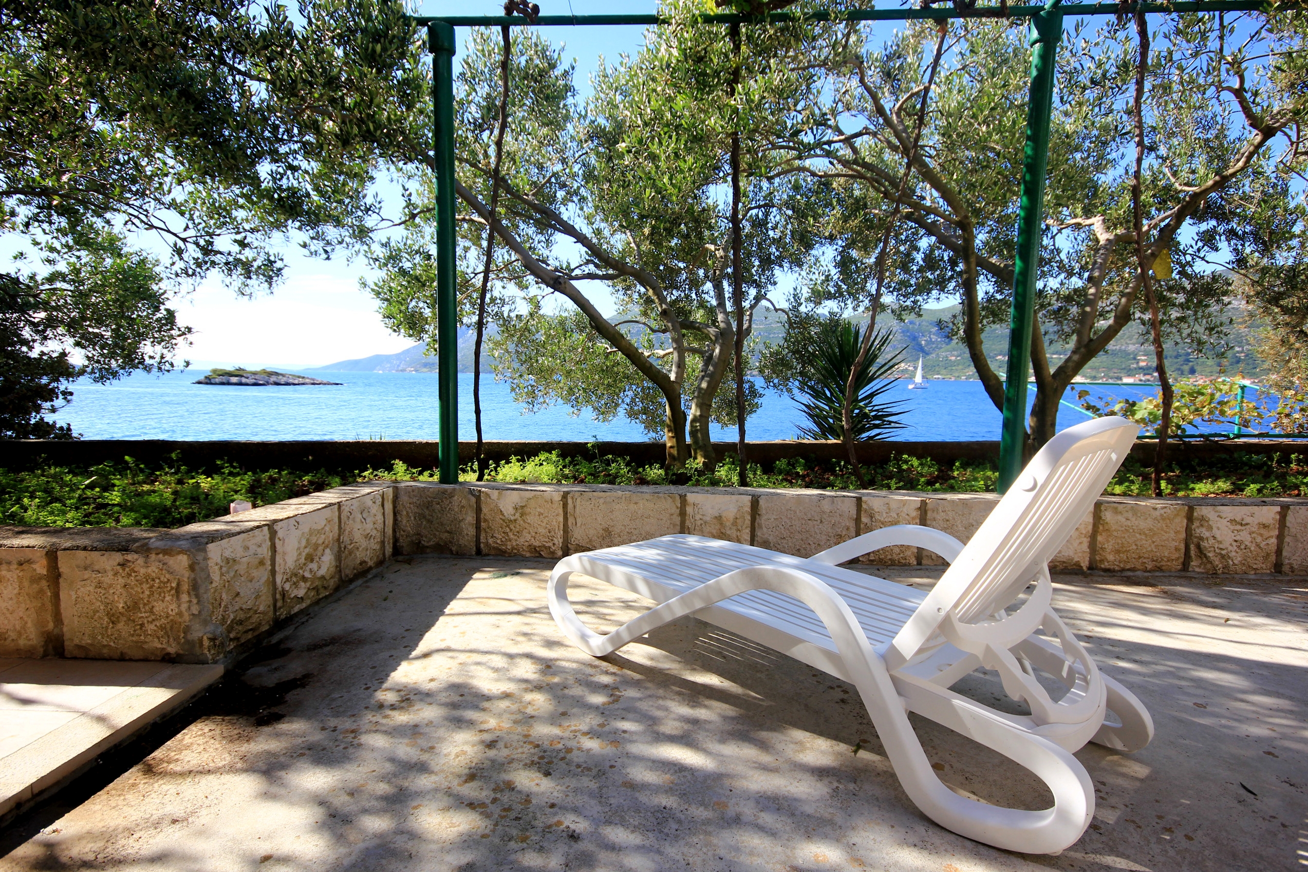 Two bedroom apartment near beach Tri Žala, Korčula  A-d