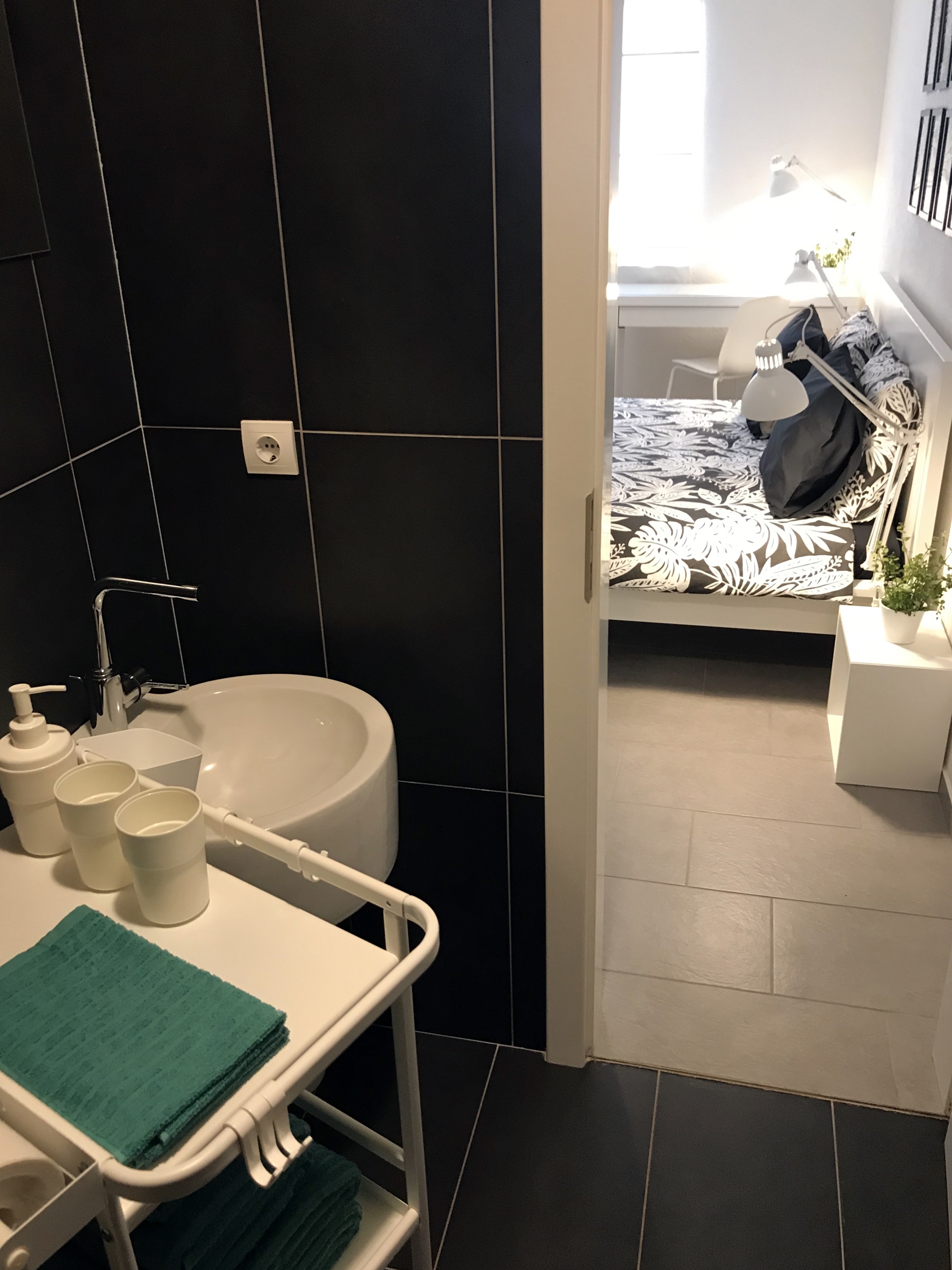 Two bedroom apartment with terrace Cove Milna (Zastražišće), Hvar  A-a