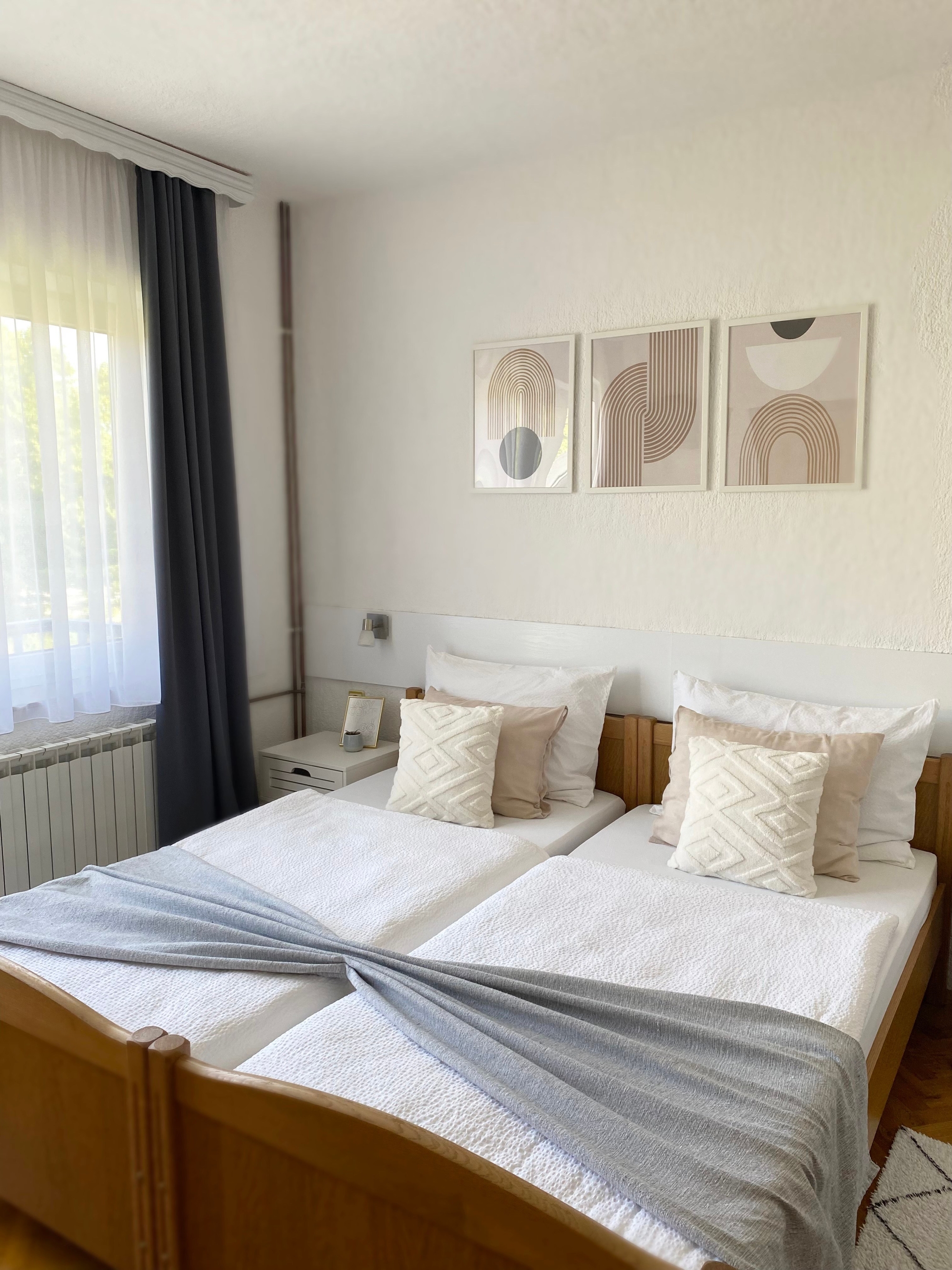 Room with balcony Grabovac, Plitvice (S-17419-c) Room with balcony Grabovac, Plitvice (S-17419-c)