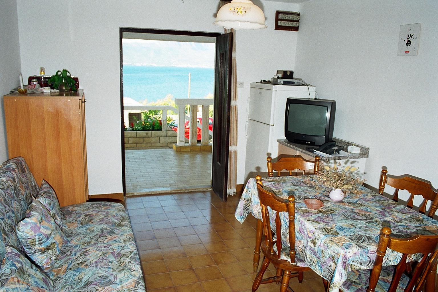 Two bedroom apartment with terrace and sea view Slatine, Čiovo (A-17456-b) Two bedroom apartment with terrace and sea view Slatine, Čiovo (A-17456-b)