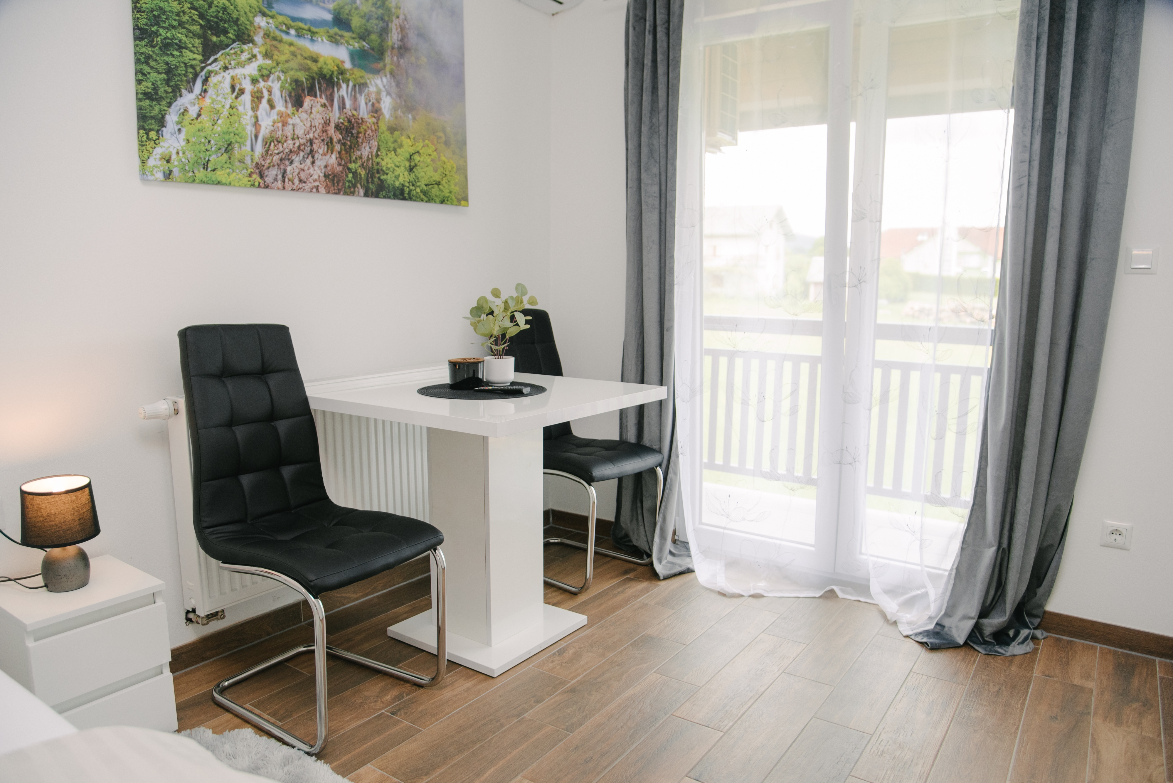 Room with balcony Vranovača, Plitvice (S-17461-e)