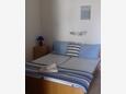Ložnice Vir, Ložnice v ubytování typu studio-apartment, s klimatizací, domácí mazlíčci povoleni a WiFi.