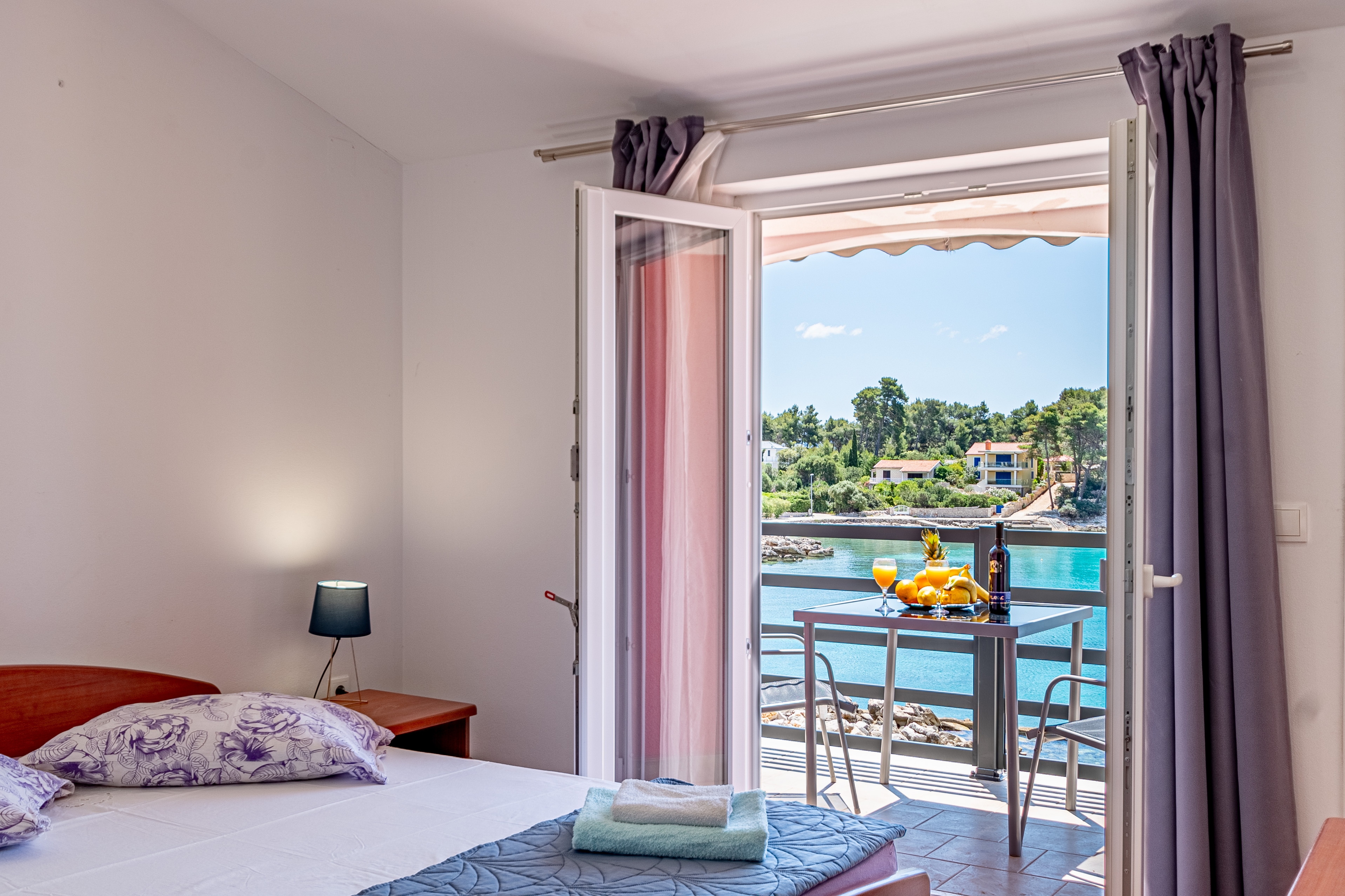 Two bedroom apartment near beach Prižba, Korčula  A-a