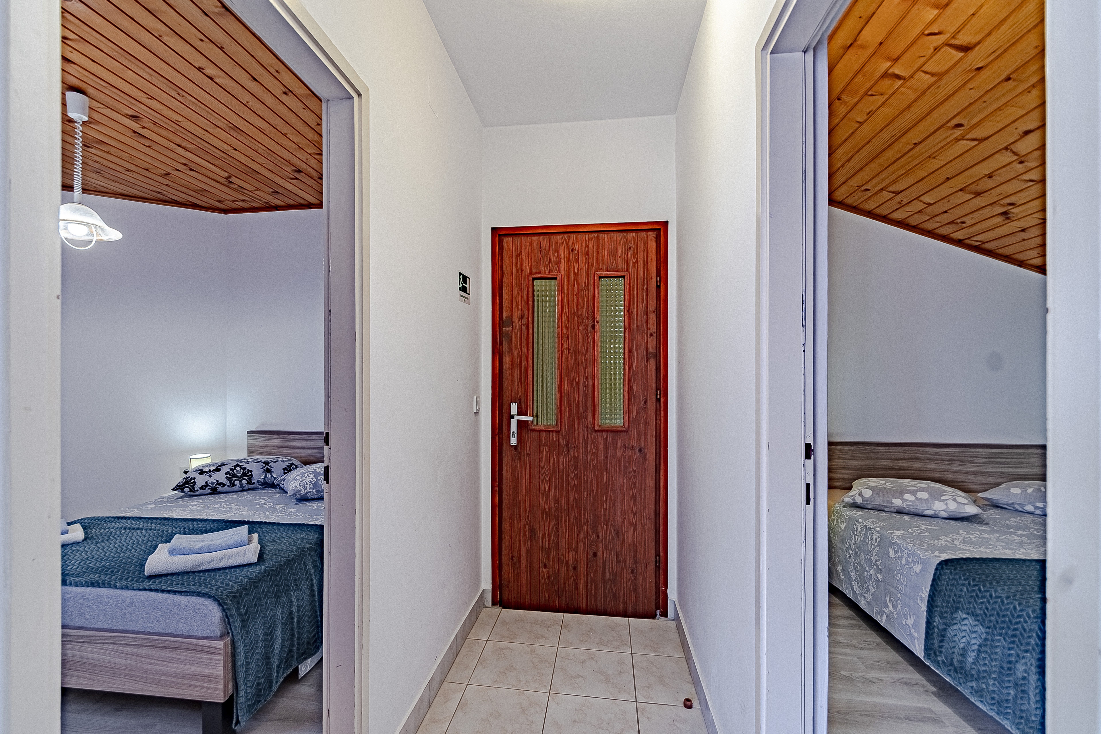 Two bedroom apartment near beach Prižba, Korčula  A-b