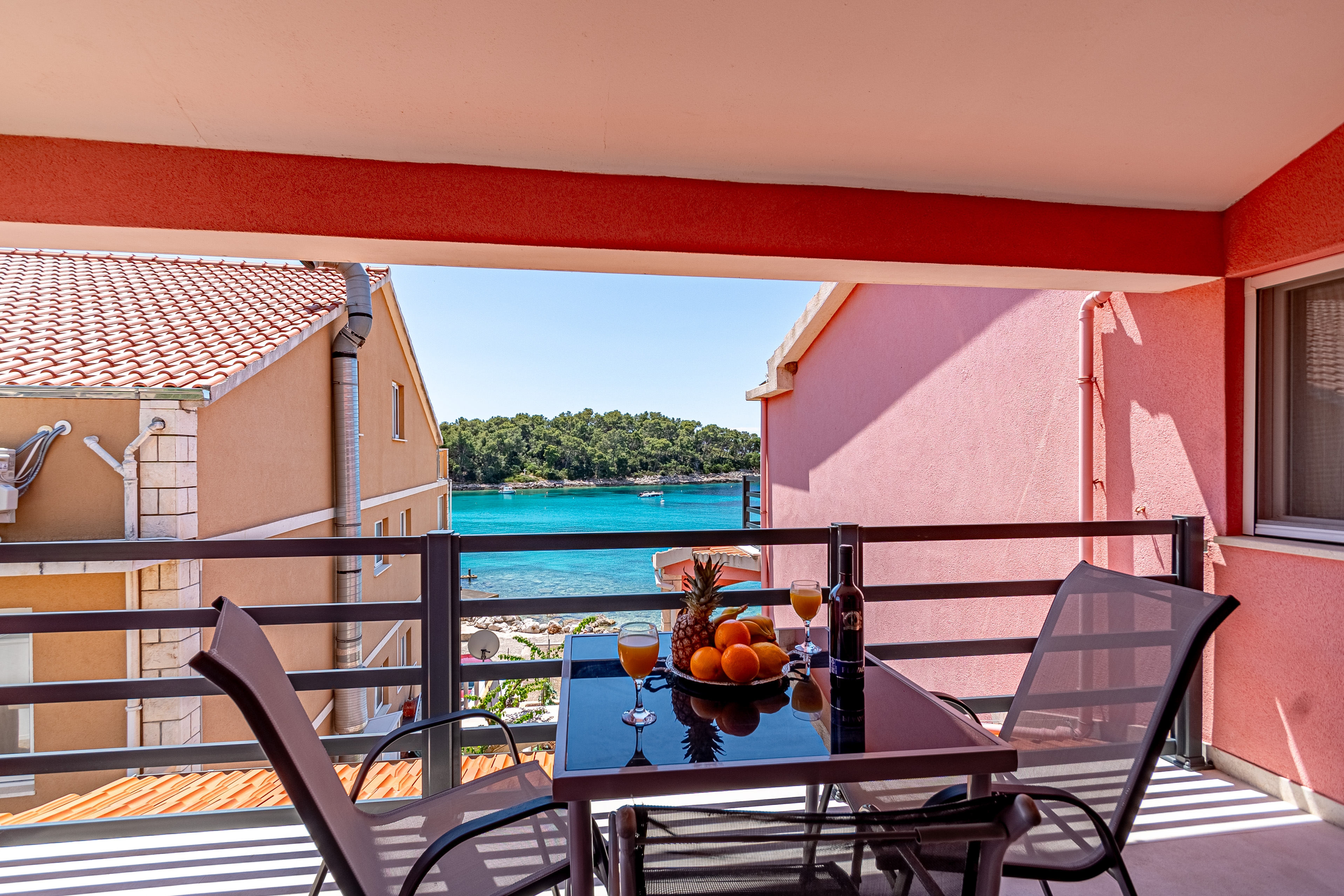Two bedroom apartment near beach Prižba, Korčula  A-b