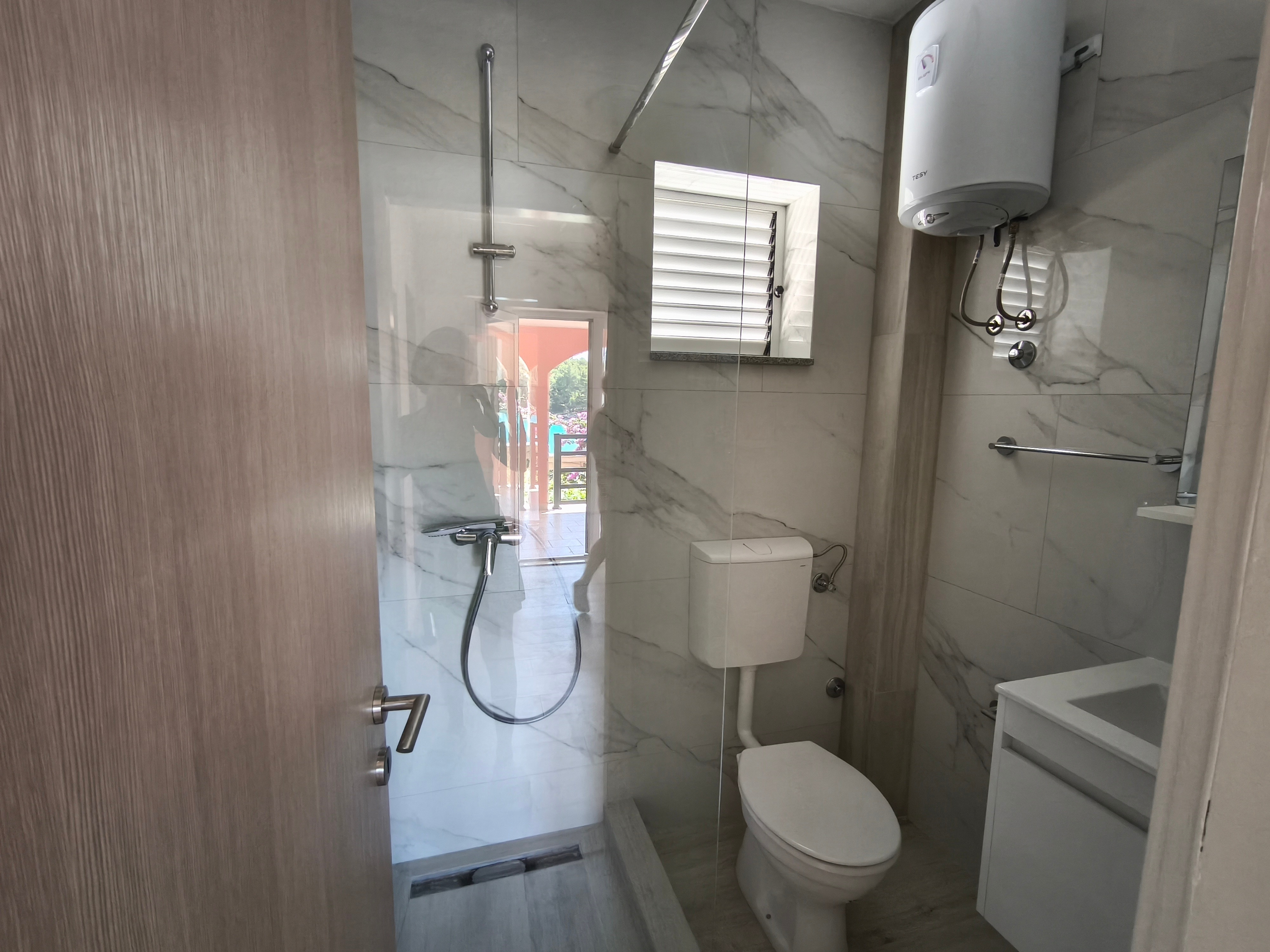 Two bedroom apartment near beach Prižba, Korčula  A-d