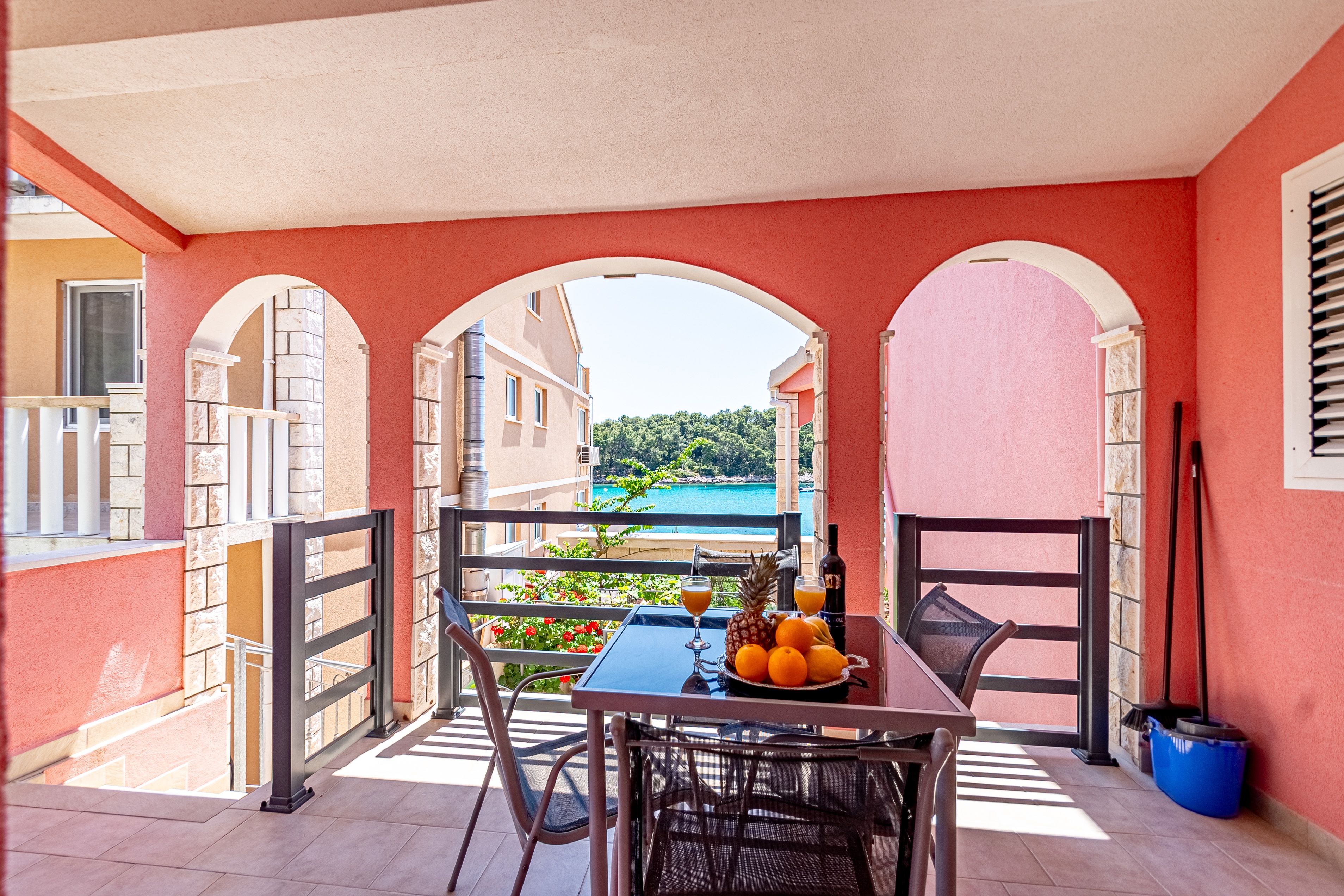 Two bedroom apartment near beach Prižba, Korčula  A-d