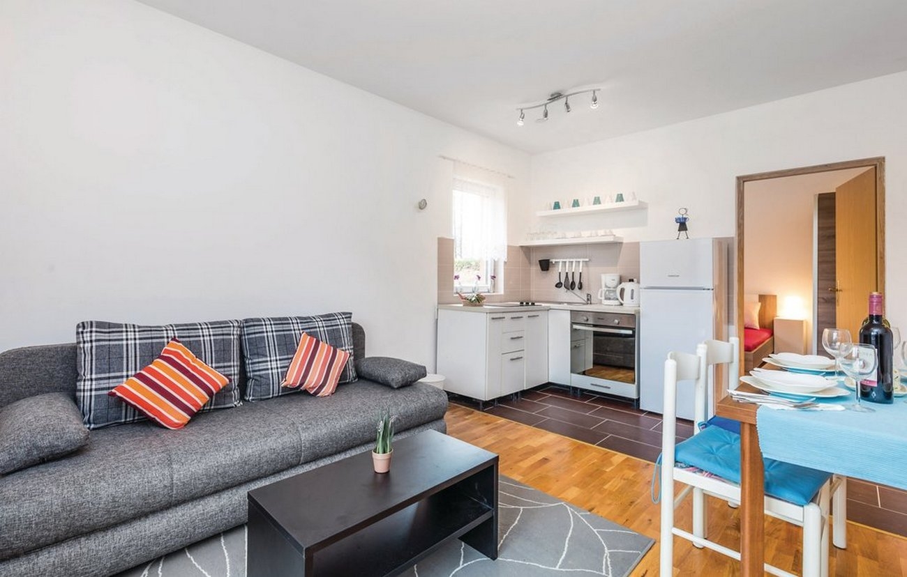 One bedroom apartment with balcony Jasenak, Gorski kotar (A-17501-b) One bedroom apartment with balcony Jasenak, Gorski kotar (A-17501-b)