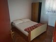 Spavaća soba 1 Novalja, Spavaća soba 1 u smještaju tipa apartment, kućni ljubimci dozvoljeni i WiFi.