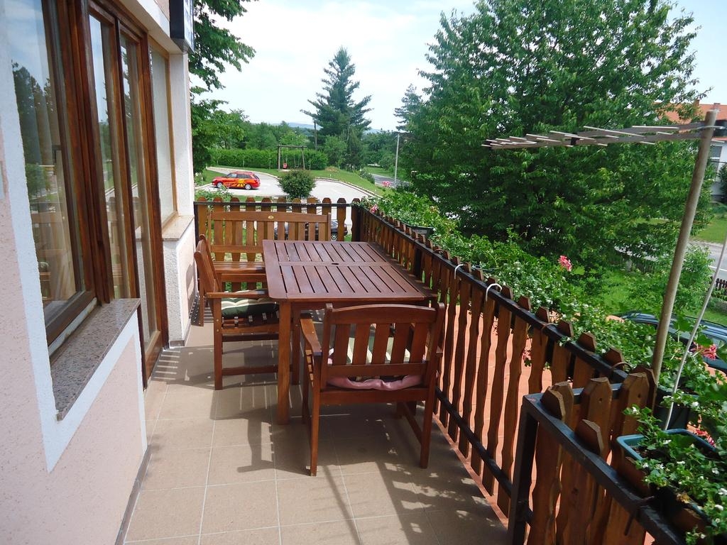 Two bedroom apartment with terrace Grabovac, Plitvice (A-17531-a) Two bedroom apartment with terrace Grabovac, Plitvice (A-17531-a)