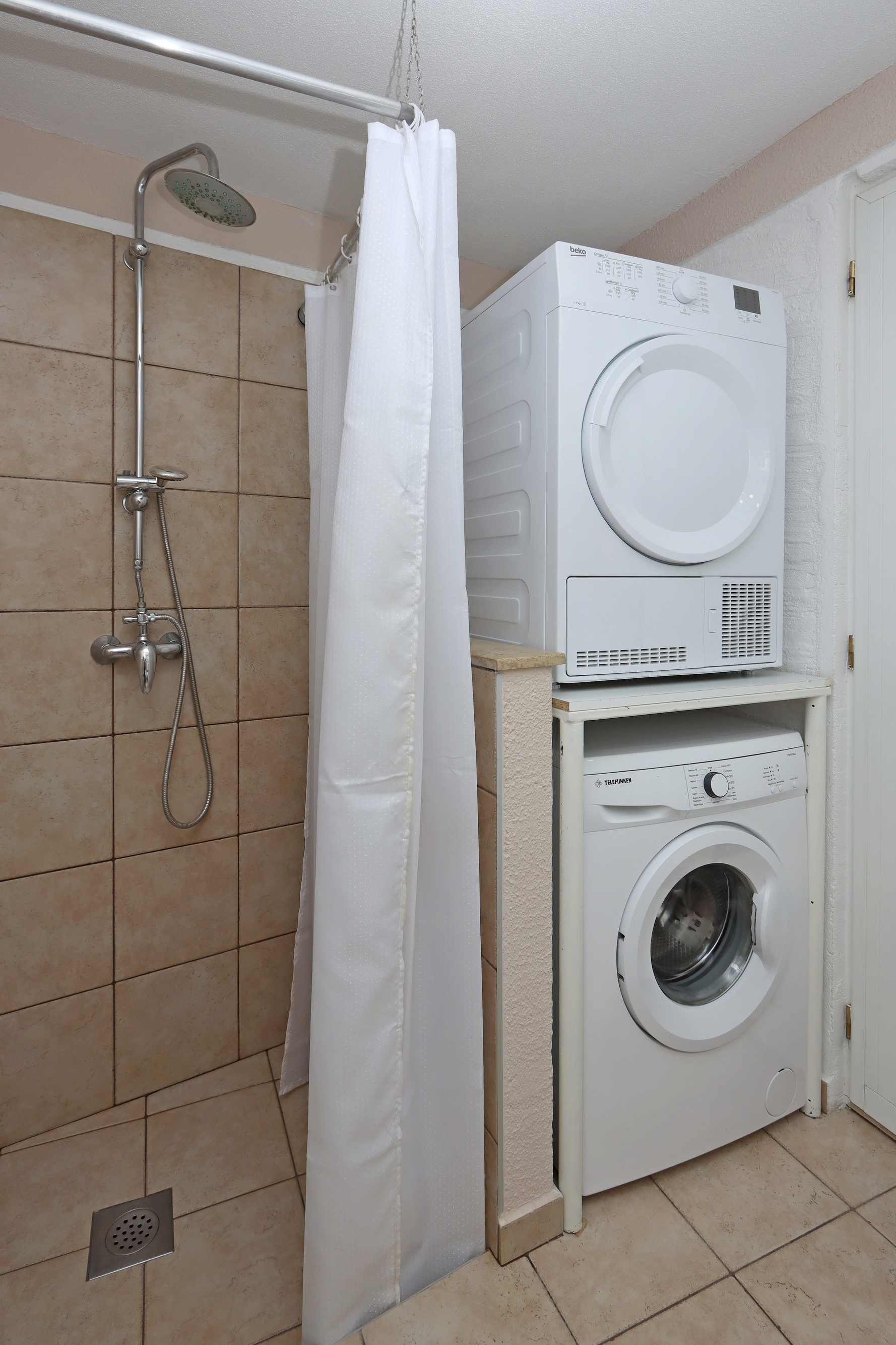 One bedroom house with terrace Novi Vinodolski  K