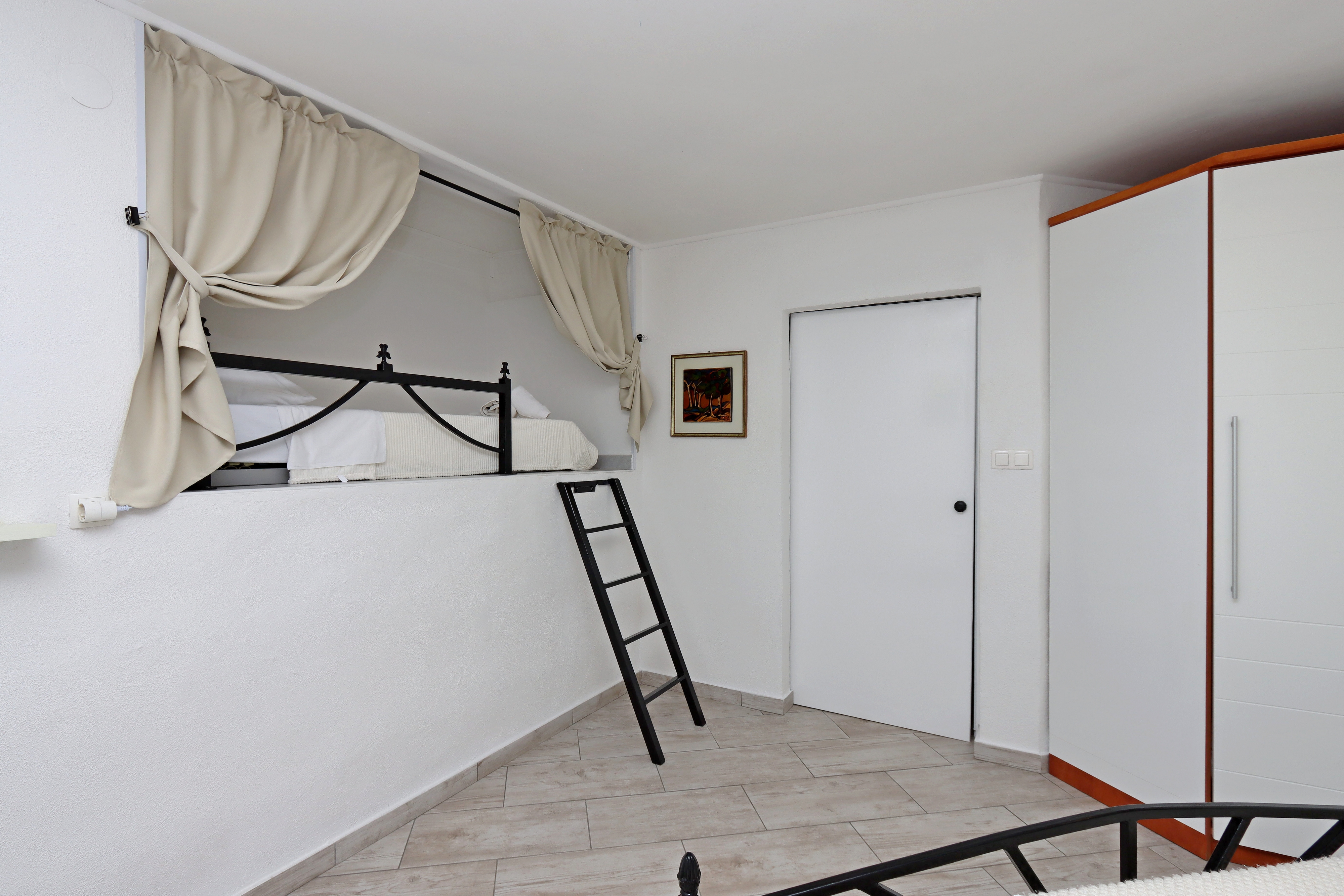 One bedroom house with terrace Novi Vinodolski  K