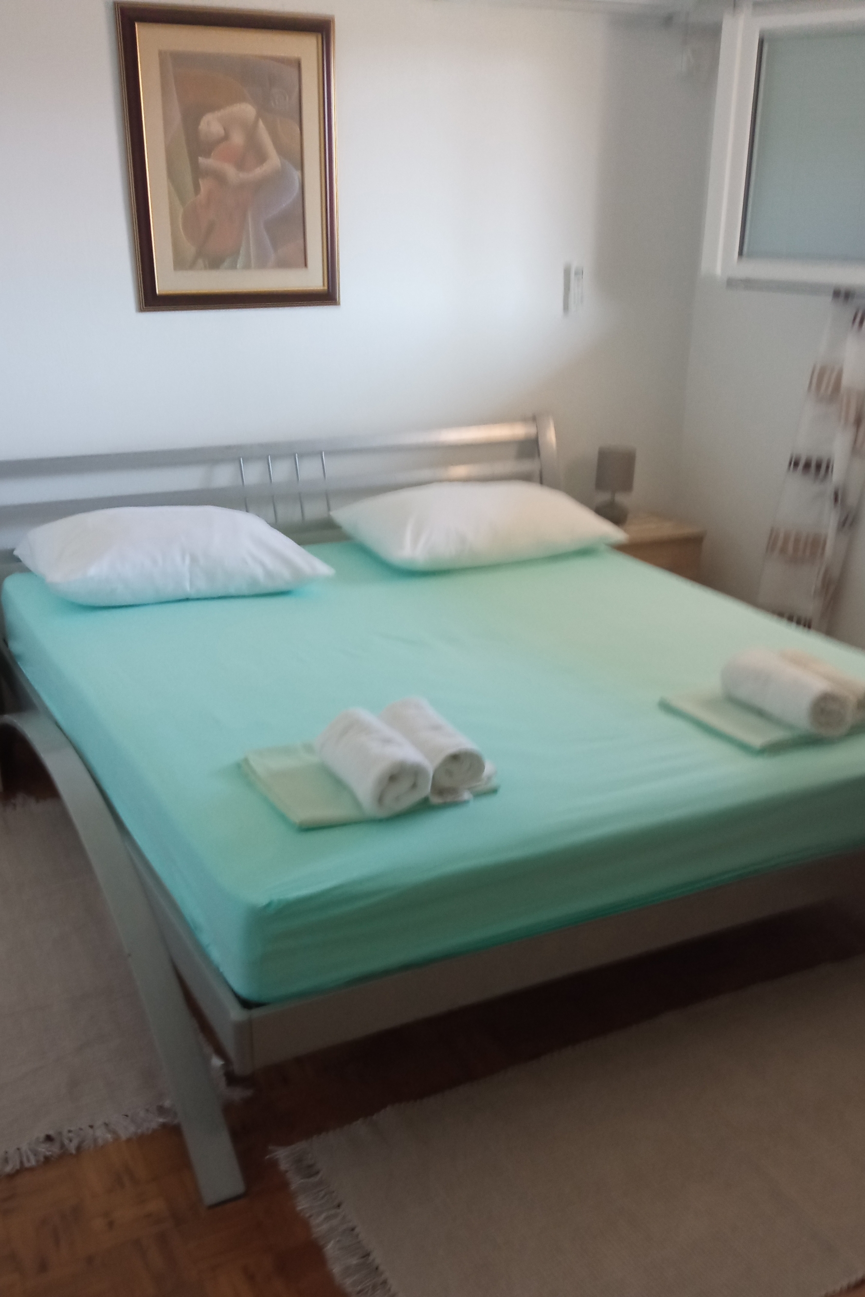 Three bedroom house with terrace and sea view Mali Iž, Iž  K
