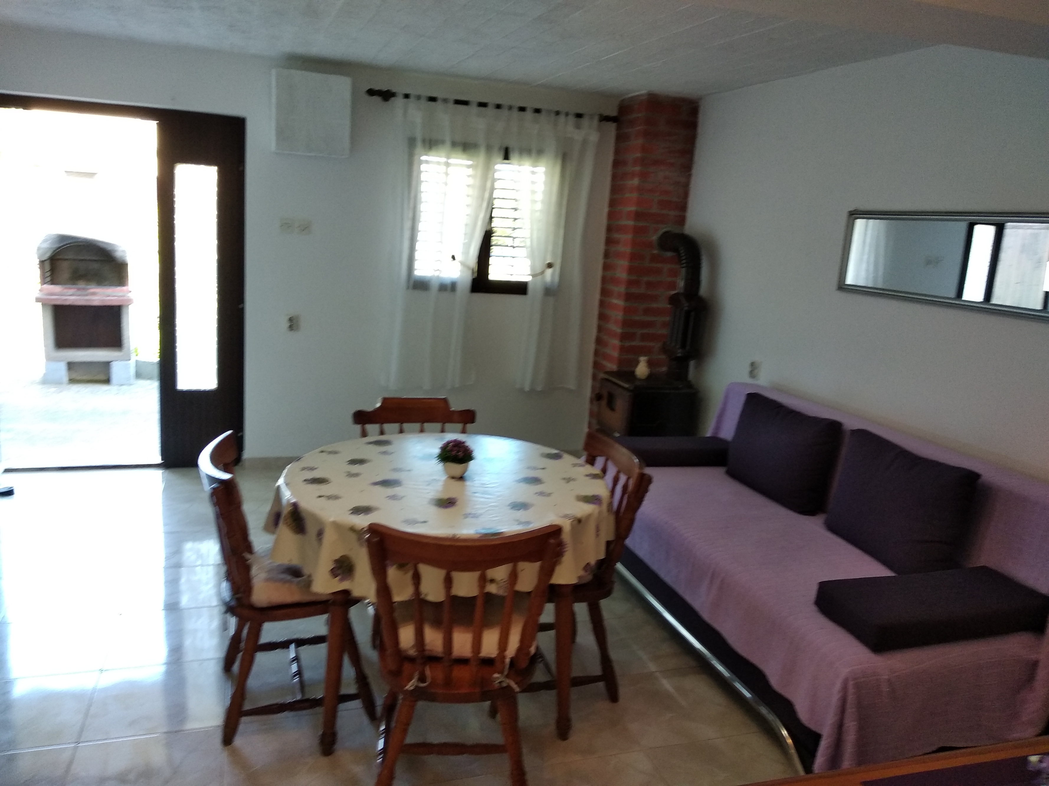Three bedroom house with terrace and sea view Mali Iž, Iž  K