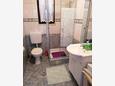 Salle de bain Sutivan, Salle de bain dans l’hébergement en type apartment, animaux acceptés et WiFi.