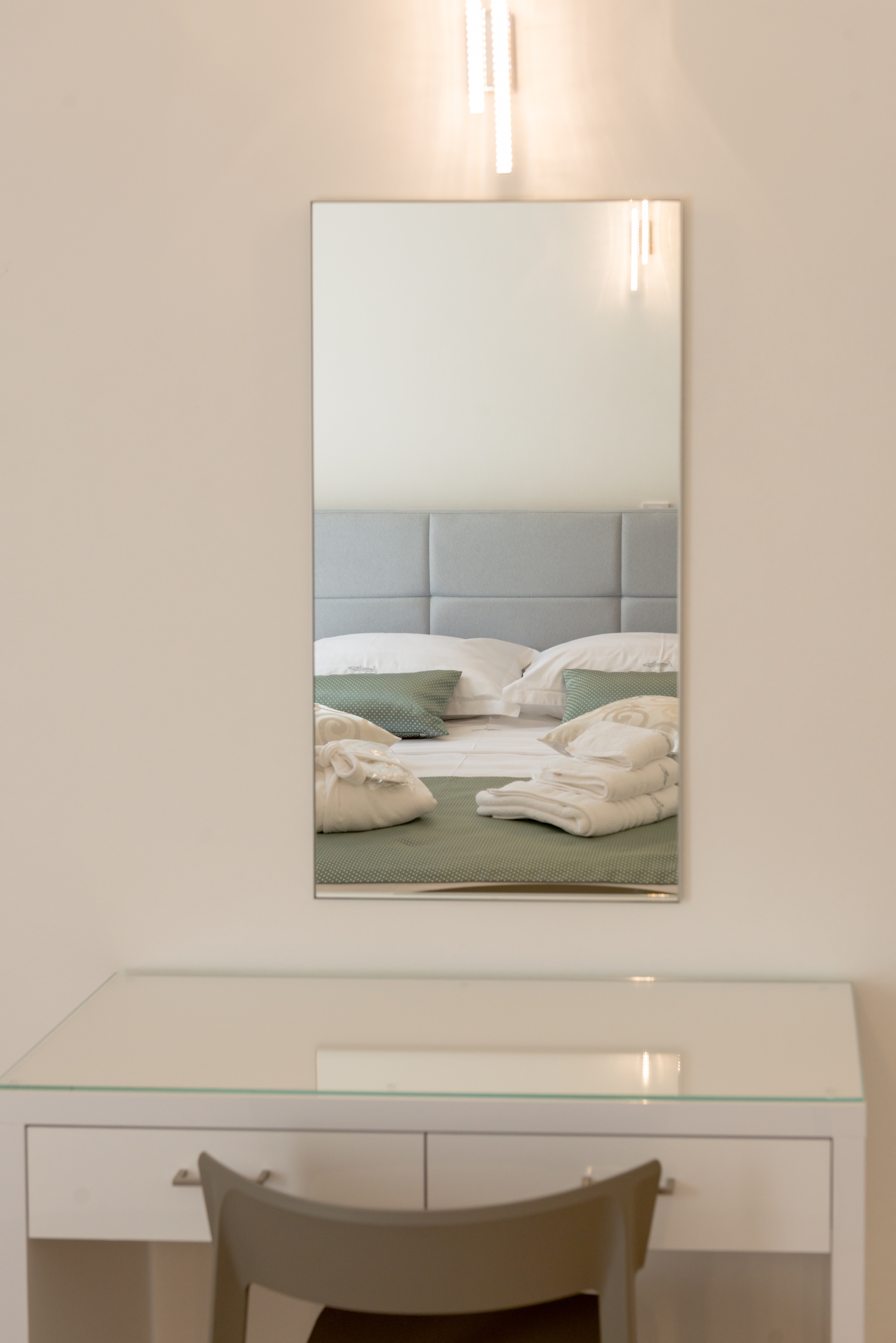 Three bedroom apartment with balcony and sea view Split  A-a