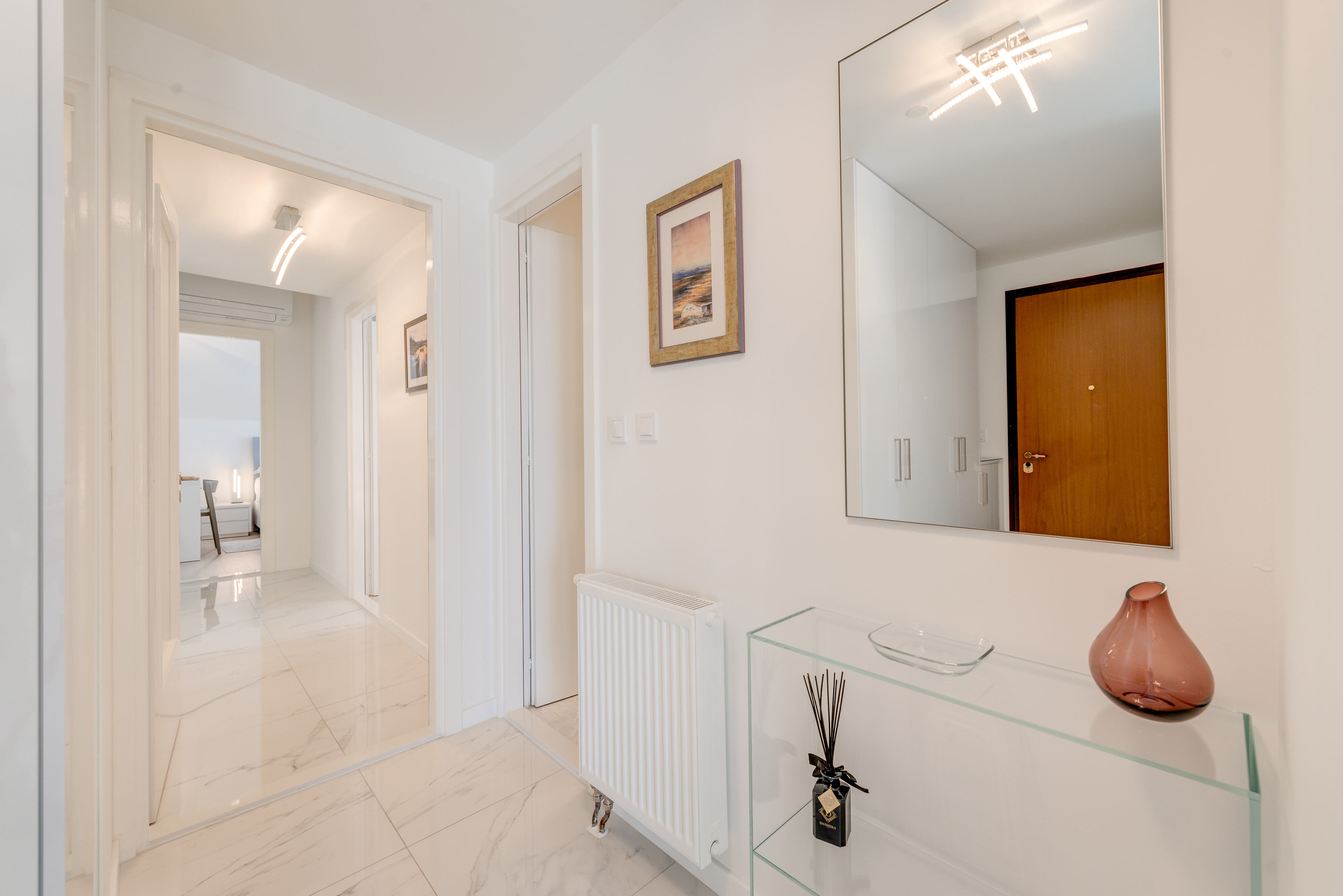 Three bedroom apartment with balcony and sea view Split  A-a