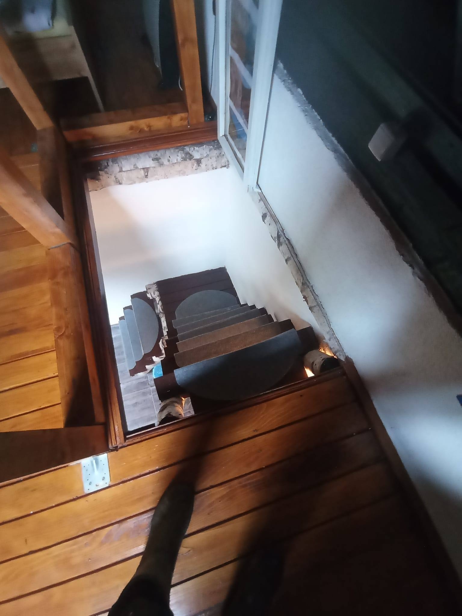 One bedroom apartment with terrace Perušić, Velebit  A-c