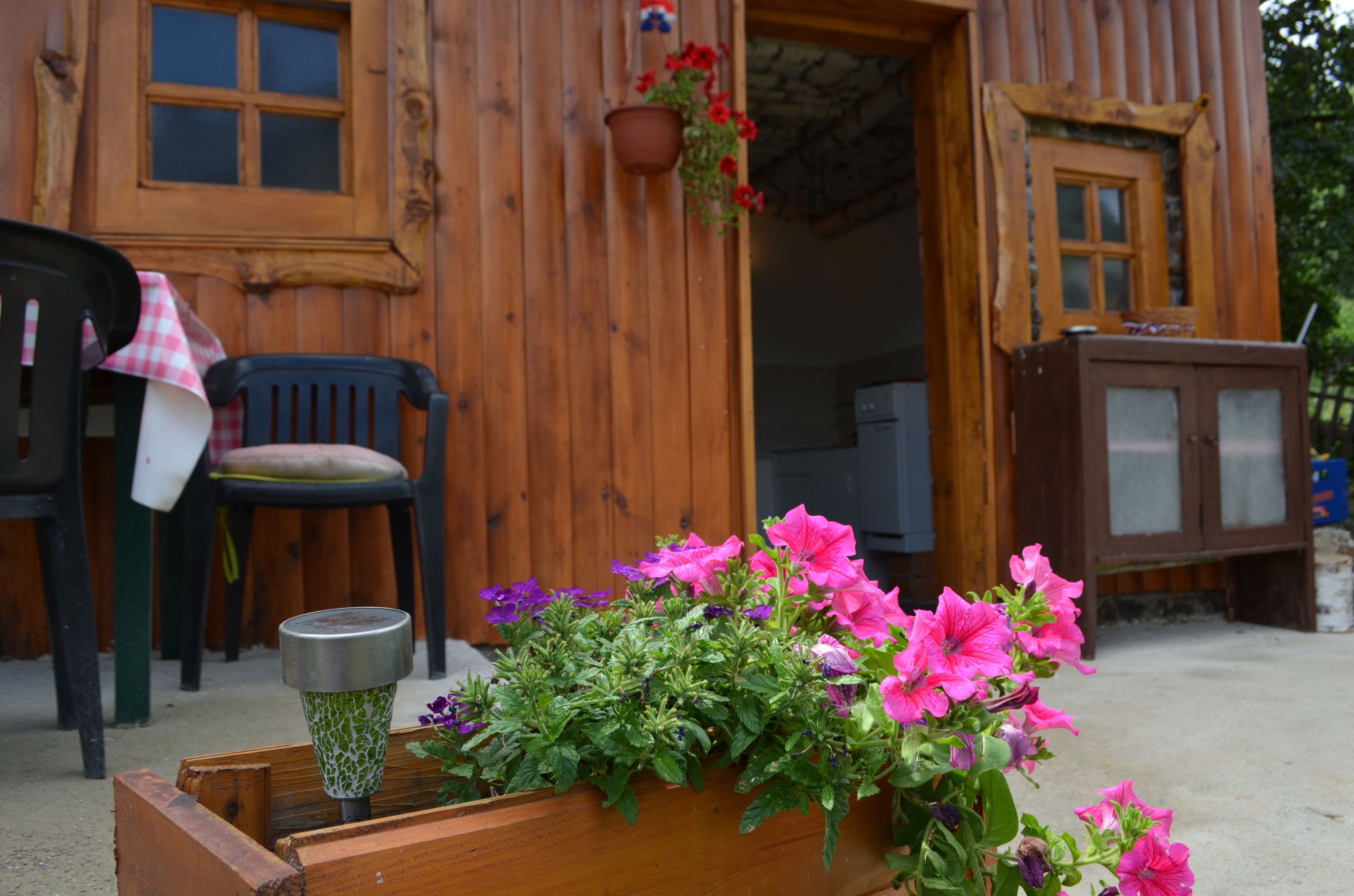 One bedroom apartment with terrace Perušić, Velebit  A-c