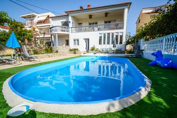 Objekt Zadar, Zadar, Objekt 17553 - Apartmaji s peščeno plažo.