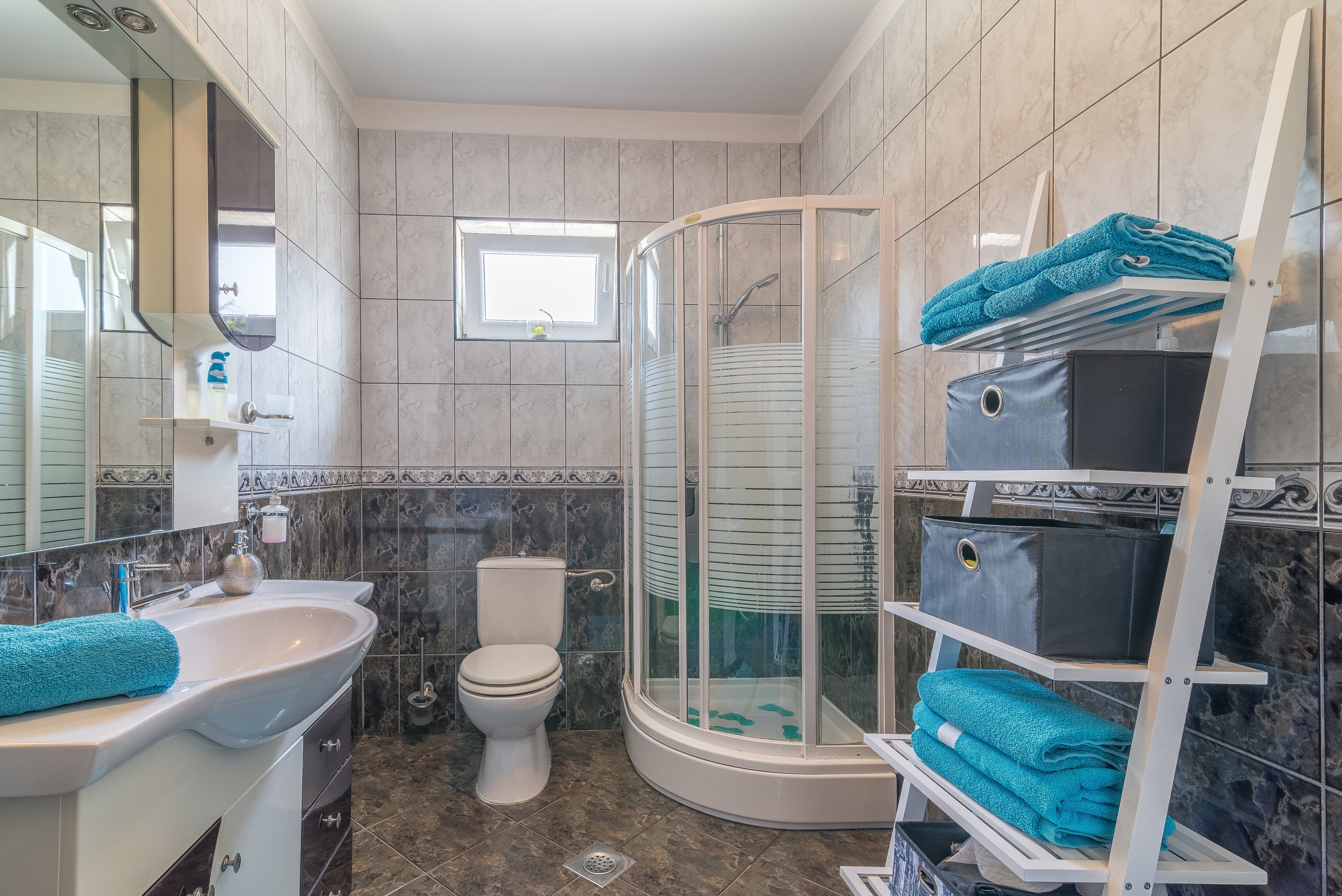 Two bedroom apartment with terrace and sea view Bibinje, Zadar  A-a