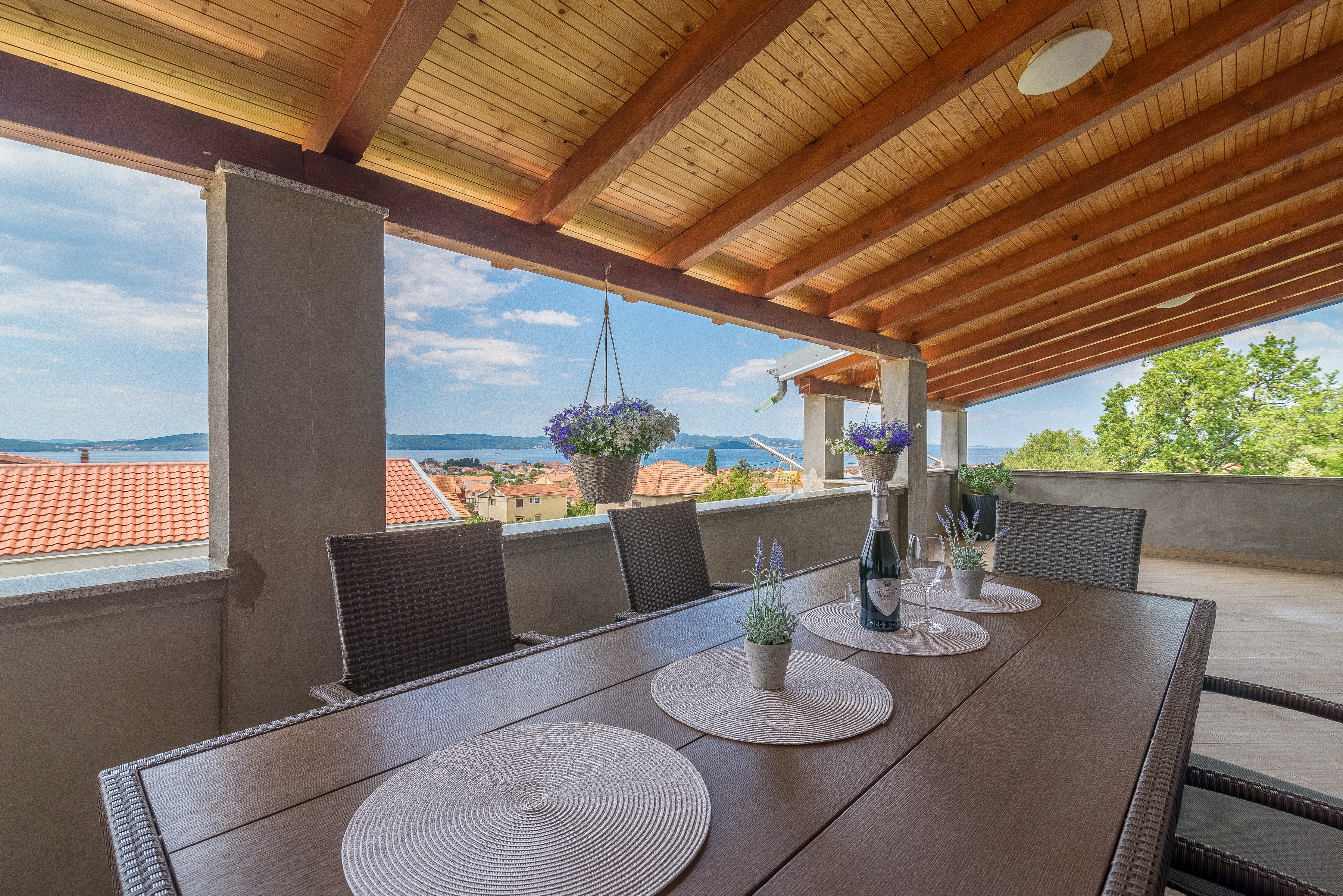 Two bedroom apartment with terrace and sea view Bibinje, Zadar  A-a