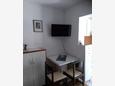 Dining room Duće, Dining room in the studio-apartment, WiFi.