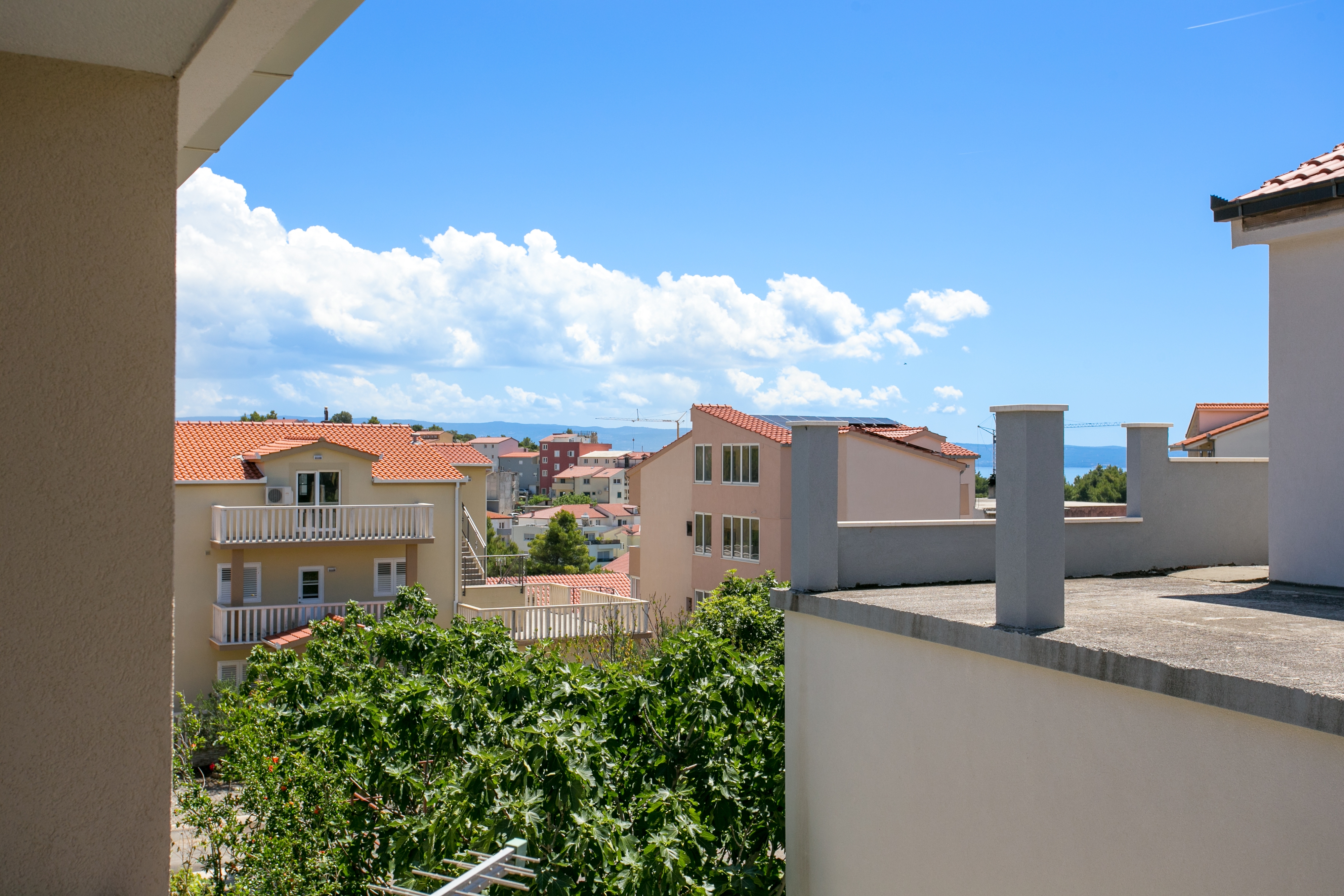 Three bedroom apartment with balcony Podstrana, Split  A-a